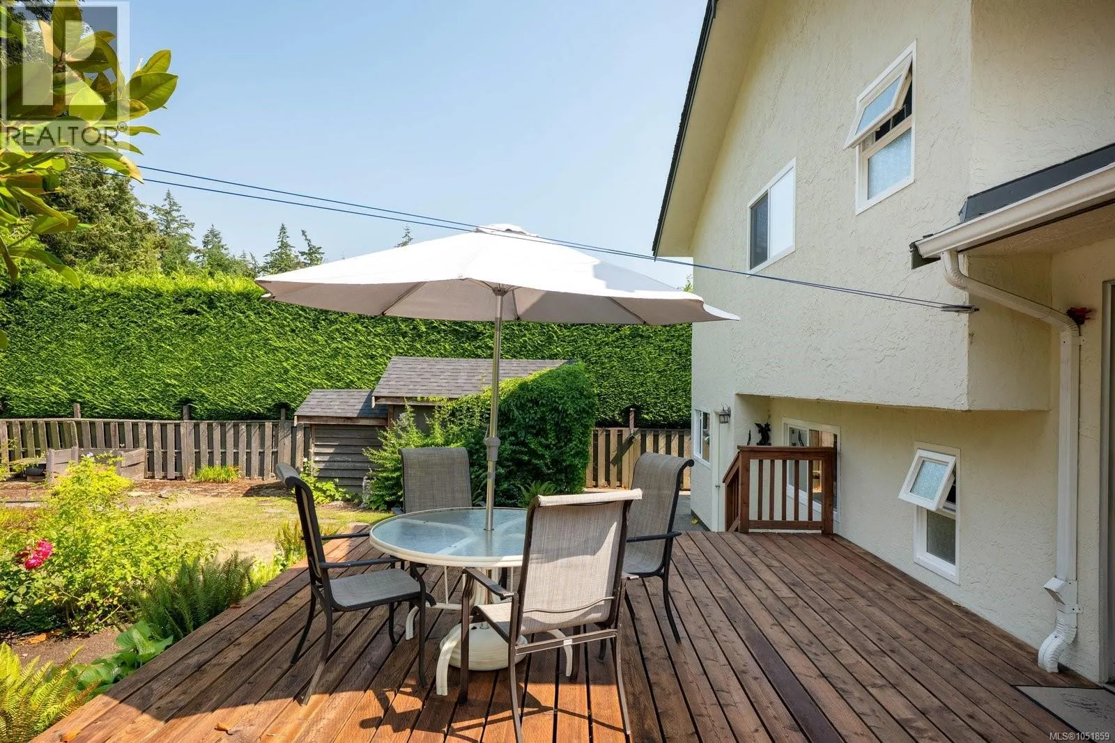 2045 San Rafael Cres