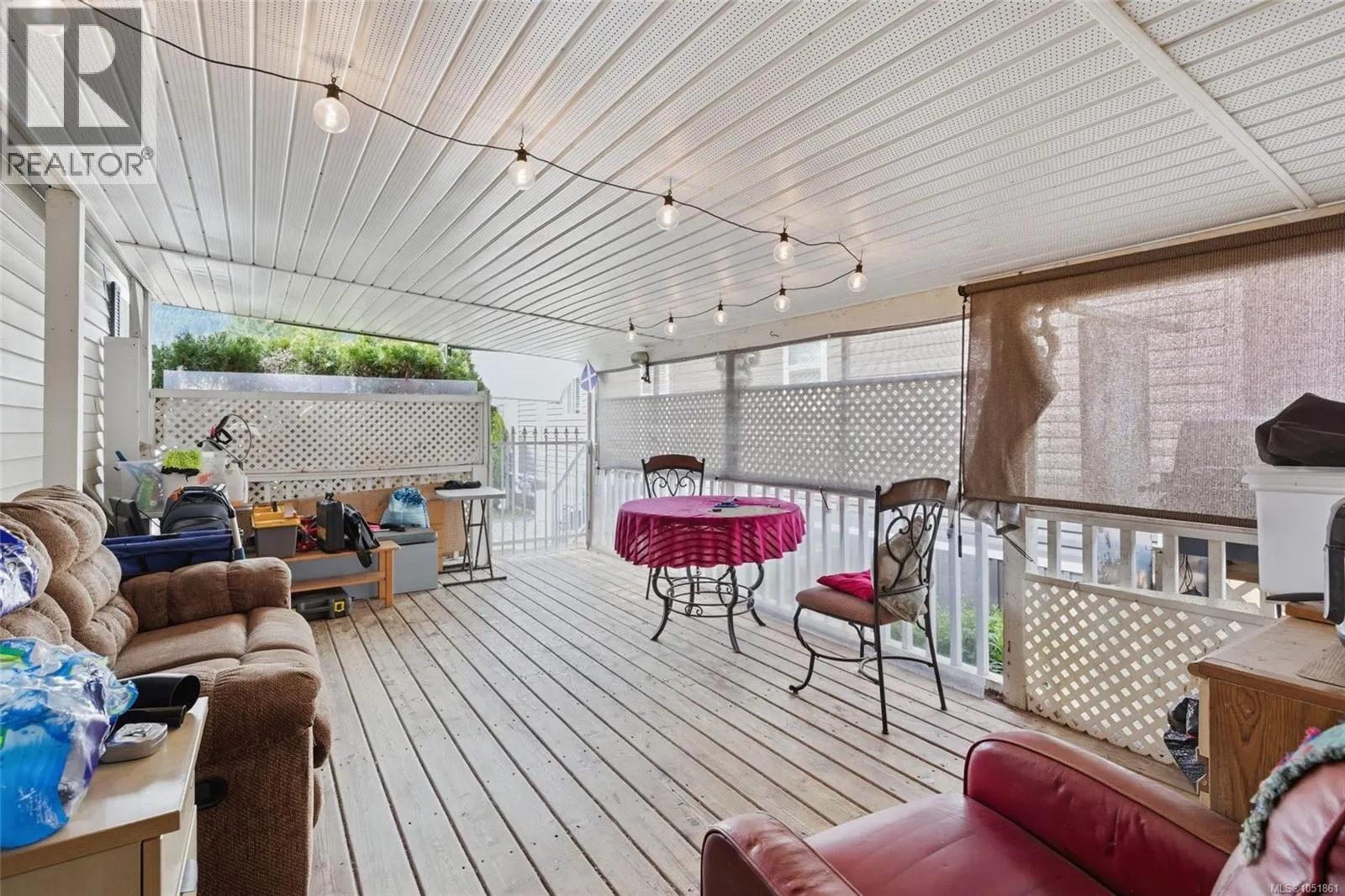 2118 Buttle Lake Way