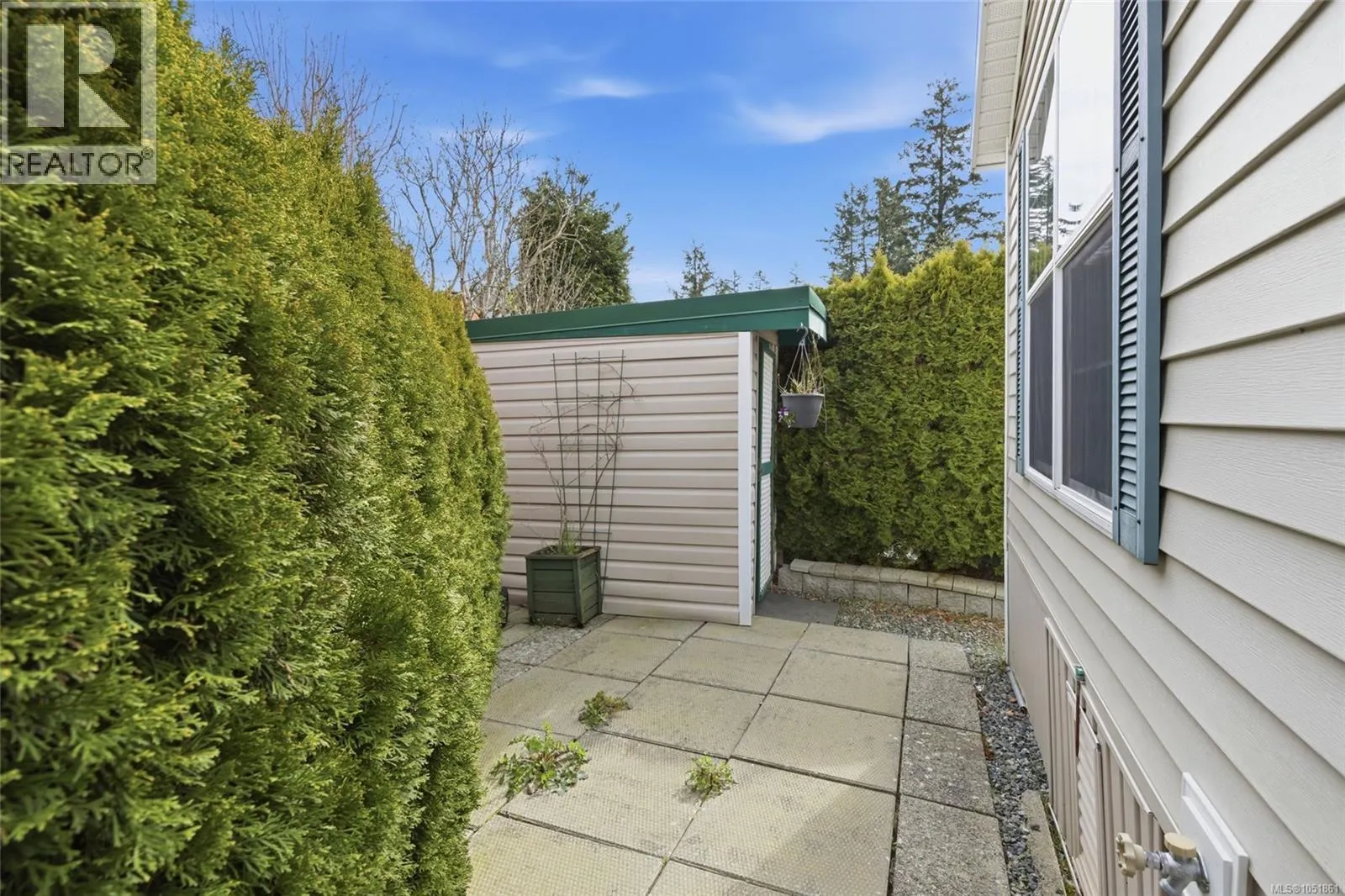 2118 Buttle Lake Way