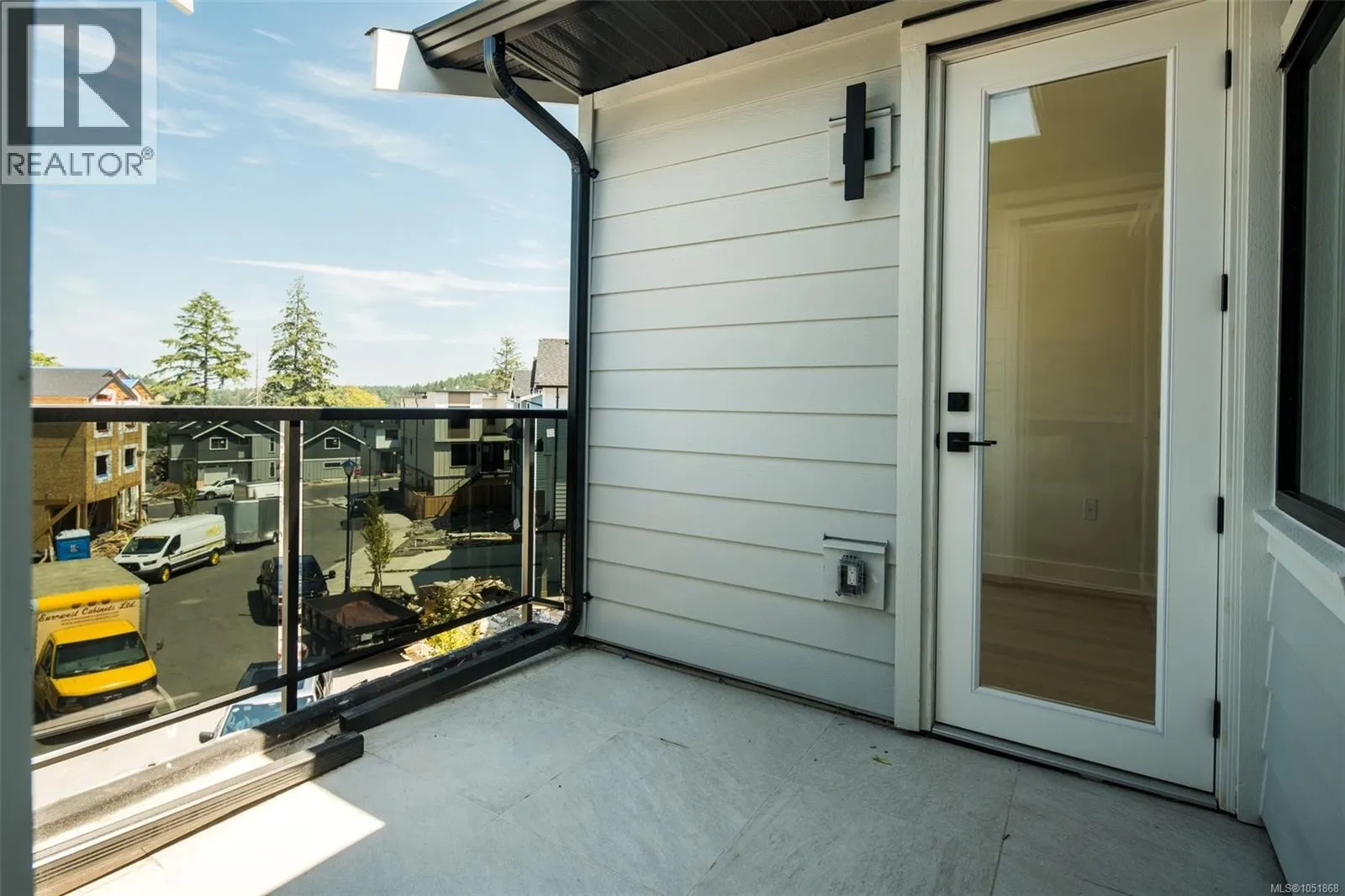 833 Blackbird Pl