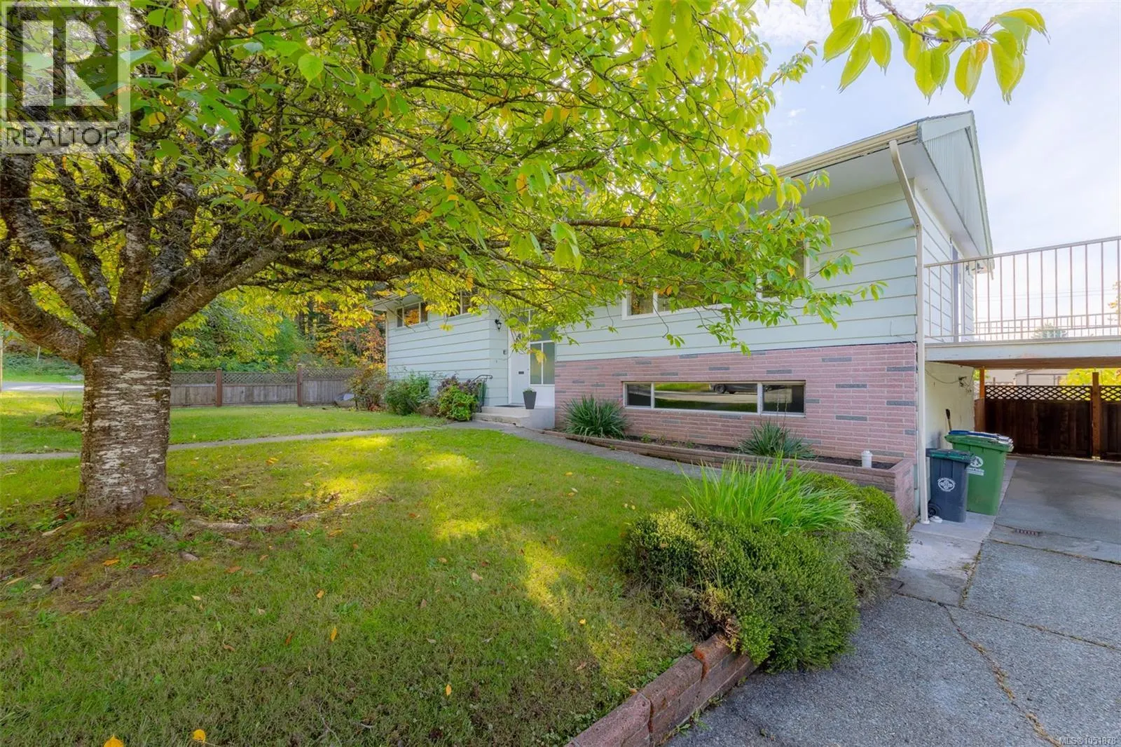 2804 16th Ave