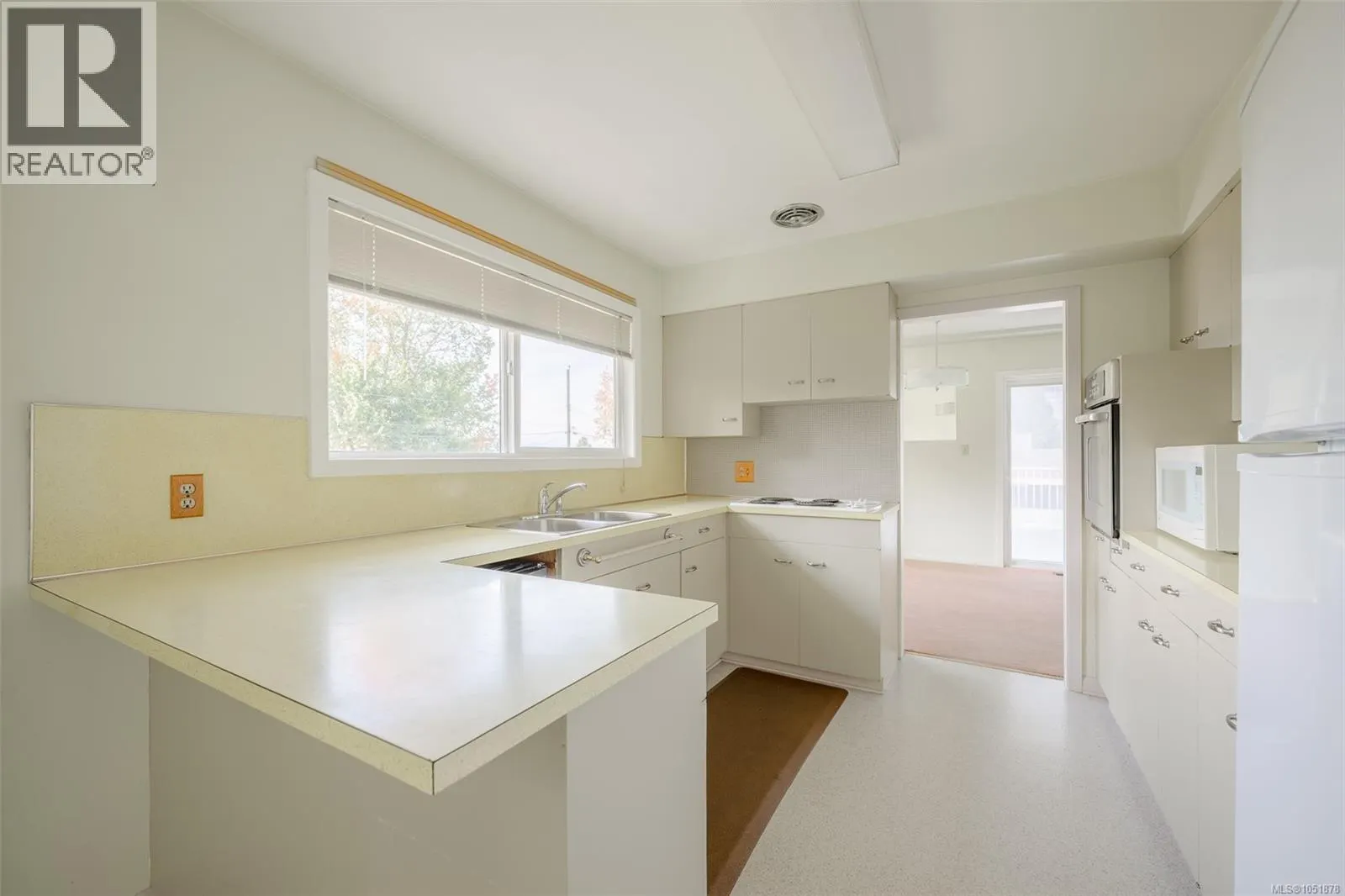 2804 16th Ave
