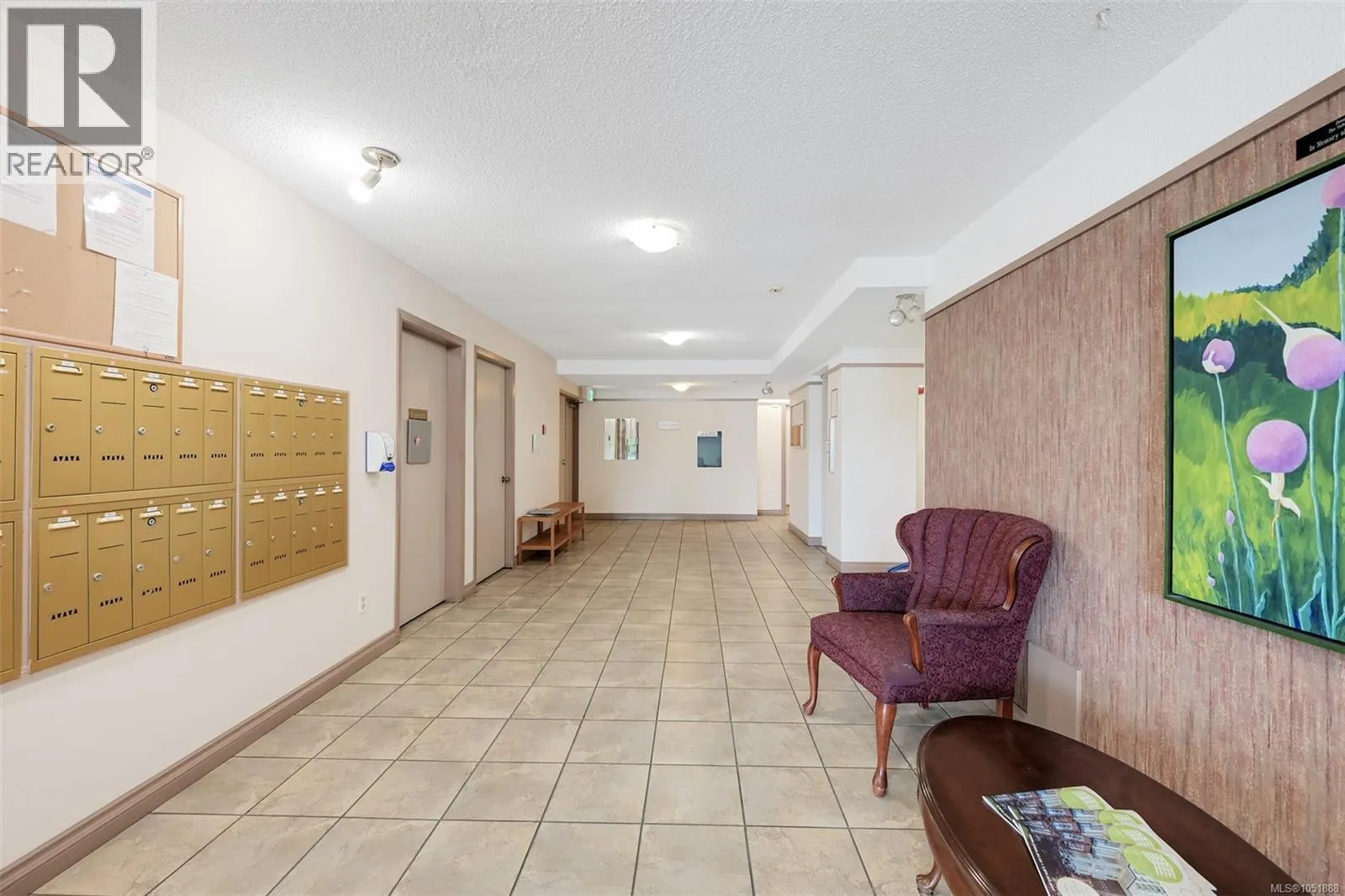206 2022 Foul Bay Rd