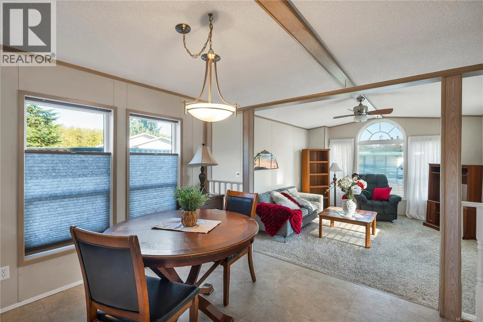 204 3120 ISLAND Hwy