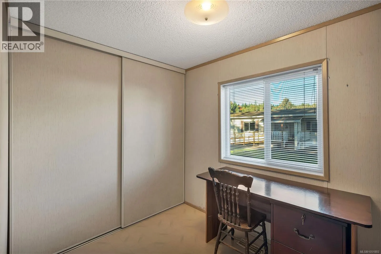 204 3120 ISLAND Hwy