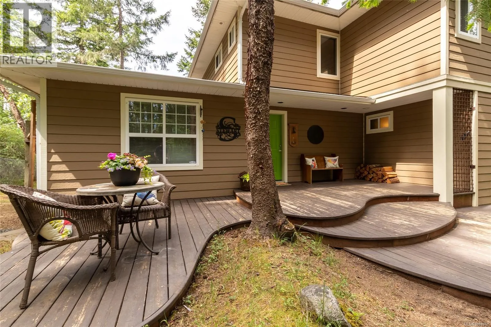 908 Little Mountain Rd