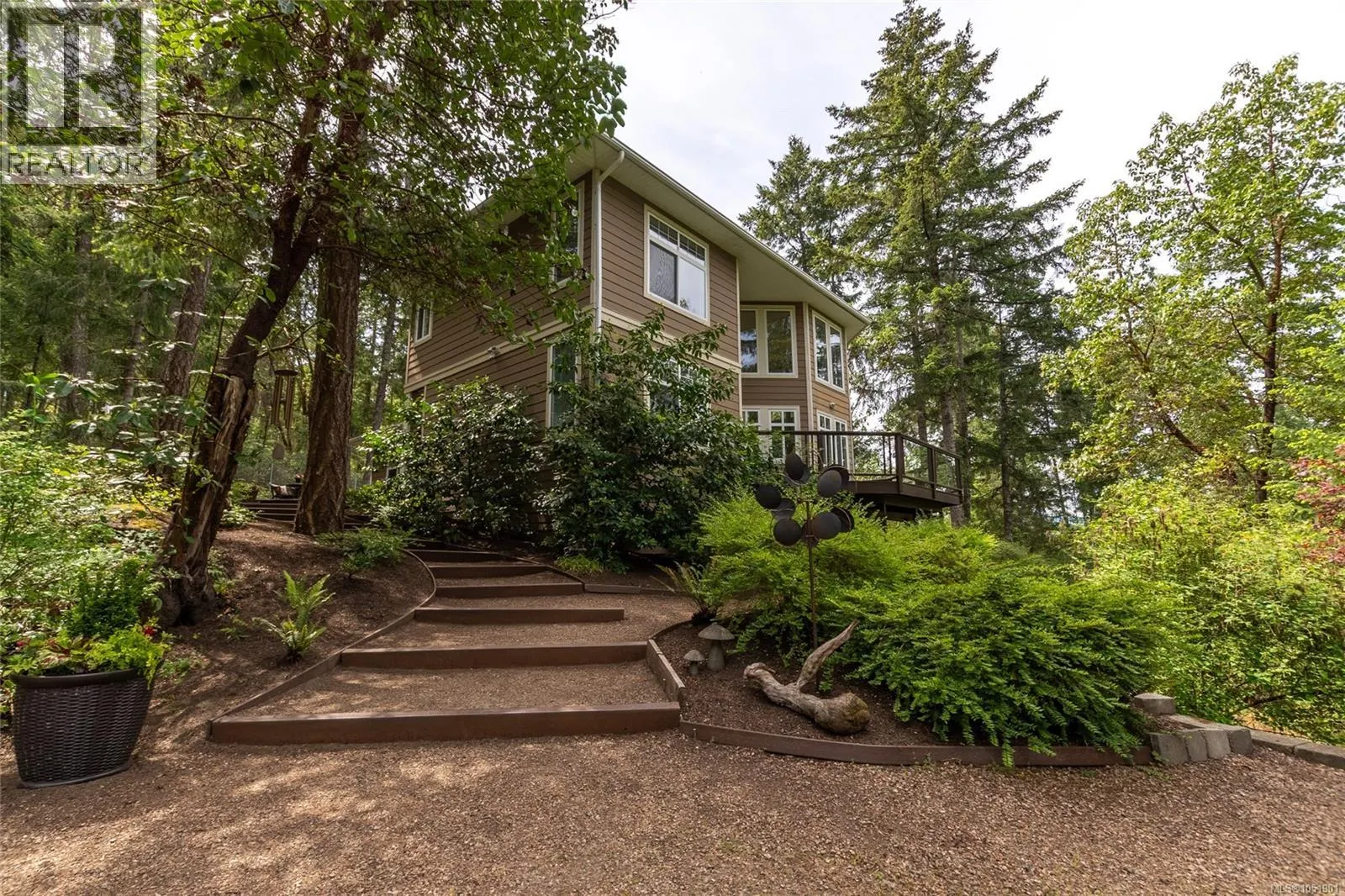 908 Little Mountain Rd