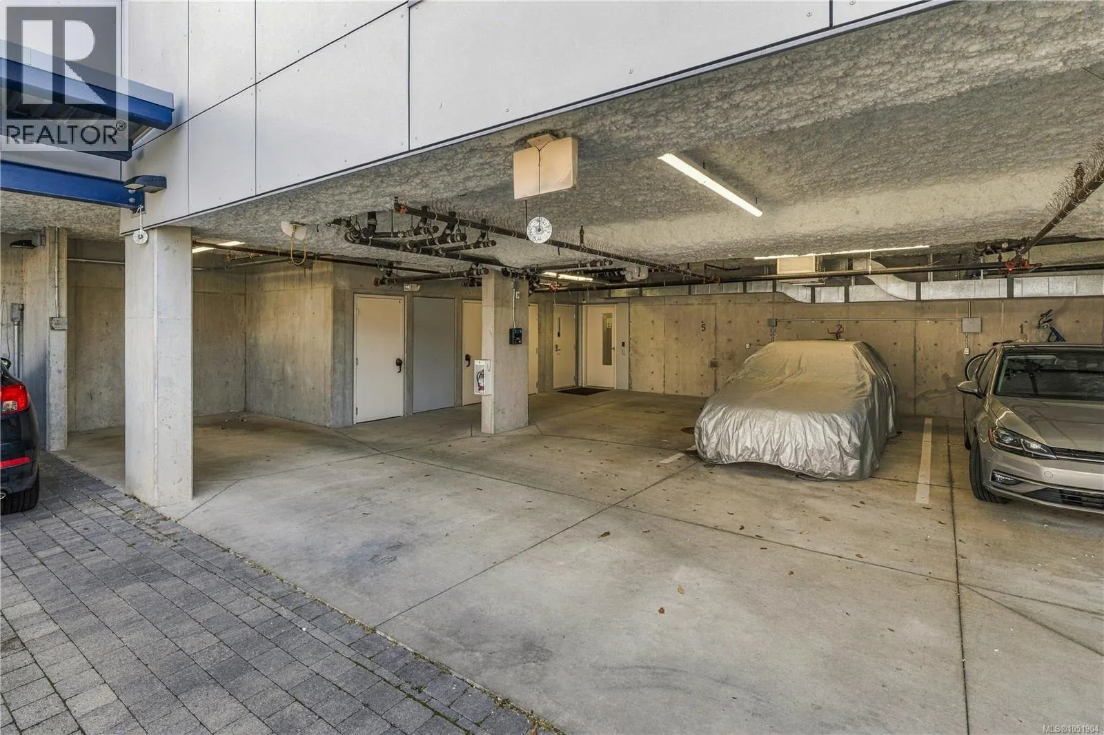 6 9667A First St
