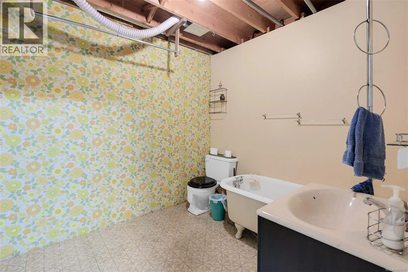 948 Dunsmuir Rd