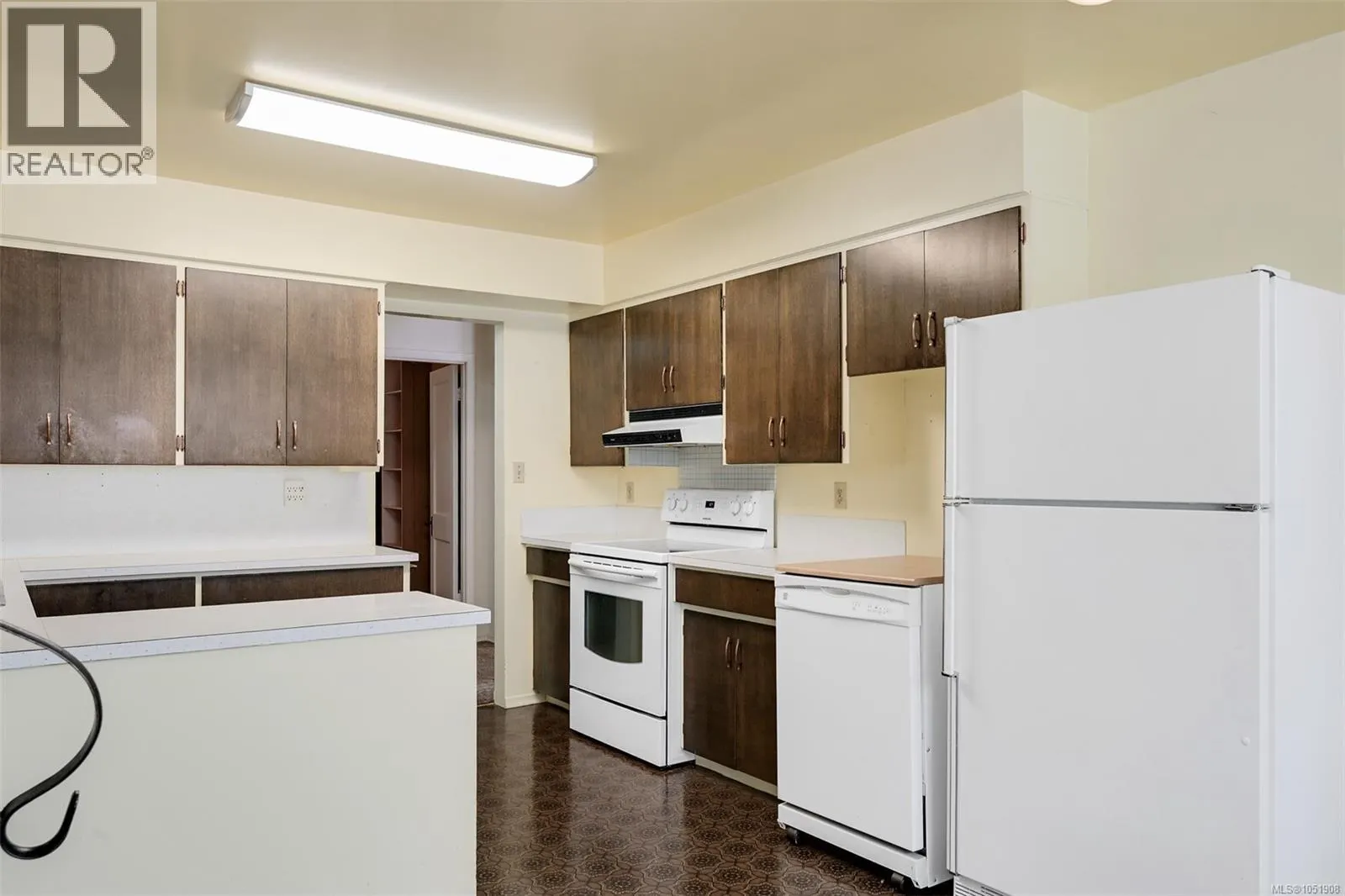 948 Dunsmuir Rd