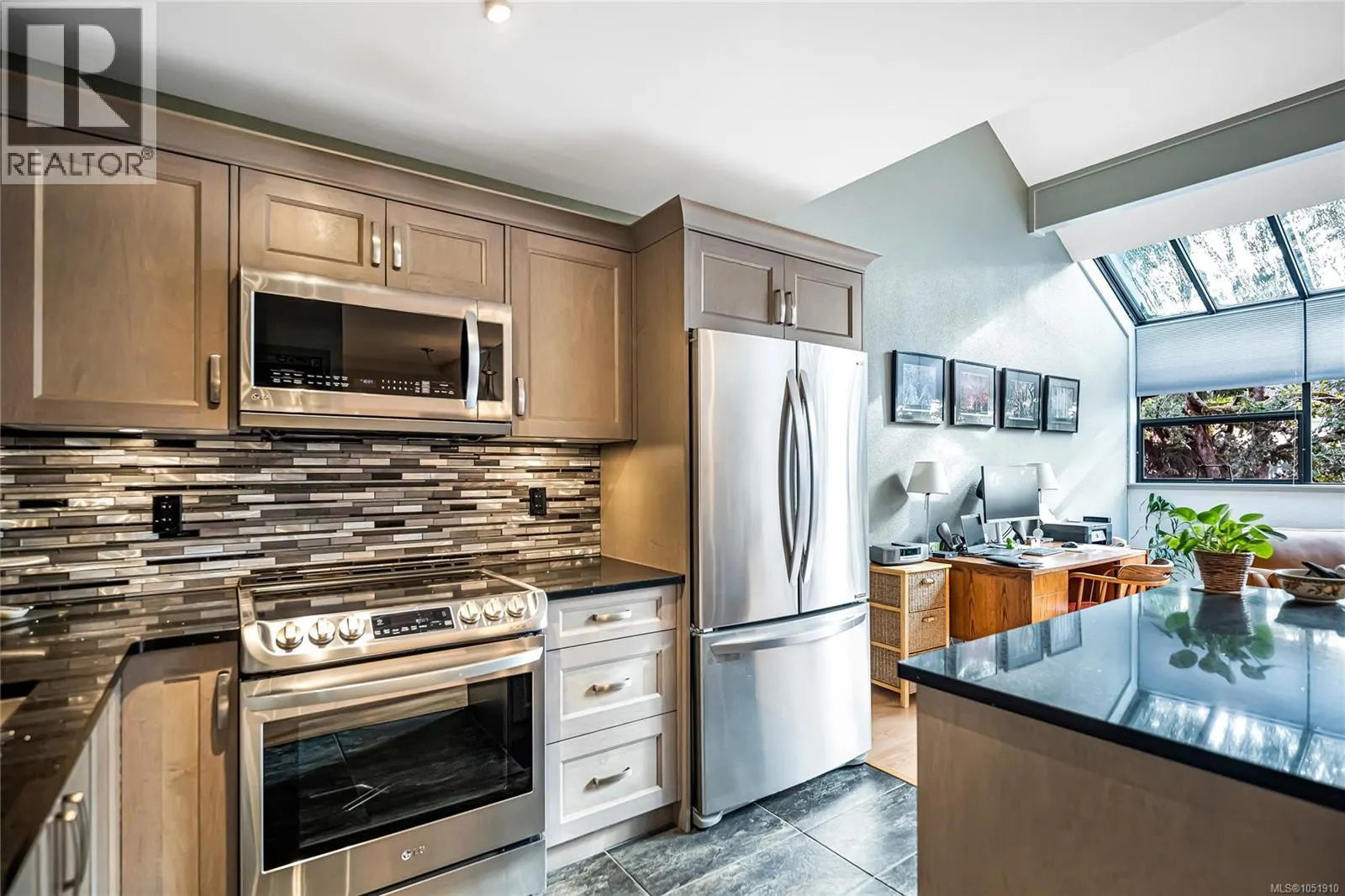 464E 4678 Elk Lake Dr