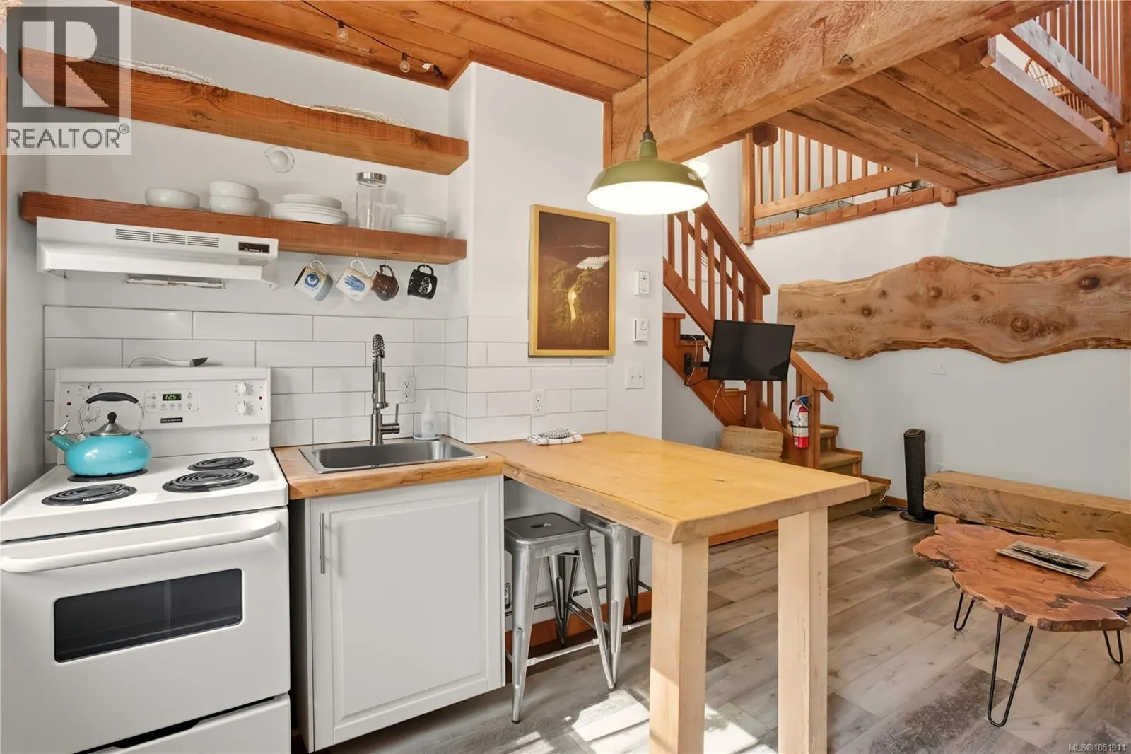 19 1002 Peninsula Rd