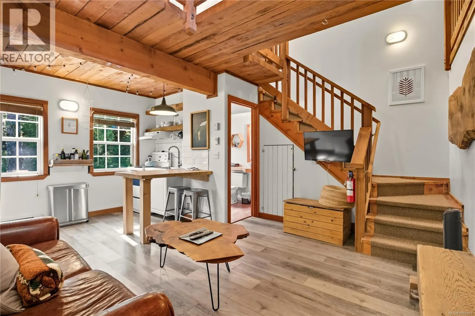 19 1002 Peninsula Rd