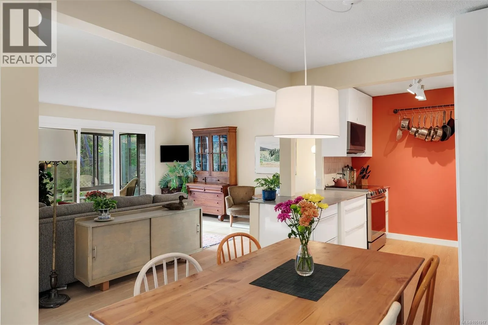 416 1433 Faircliff Lane