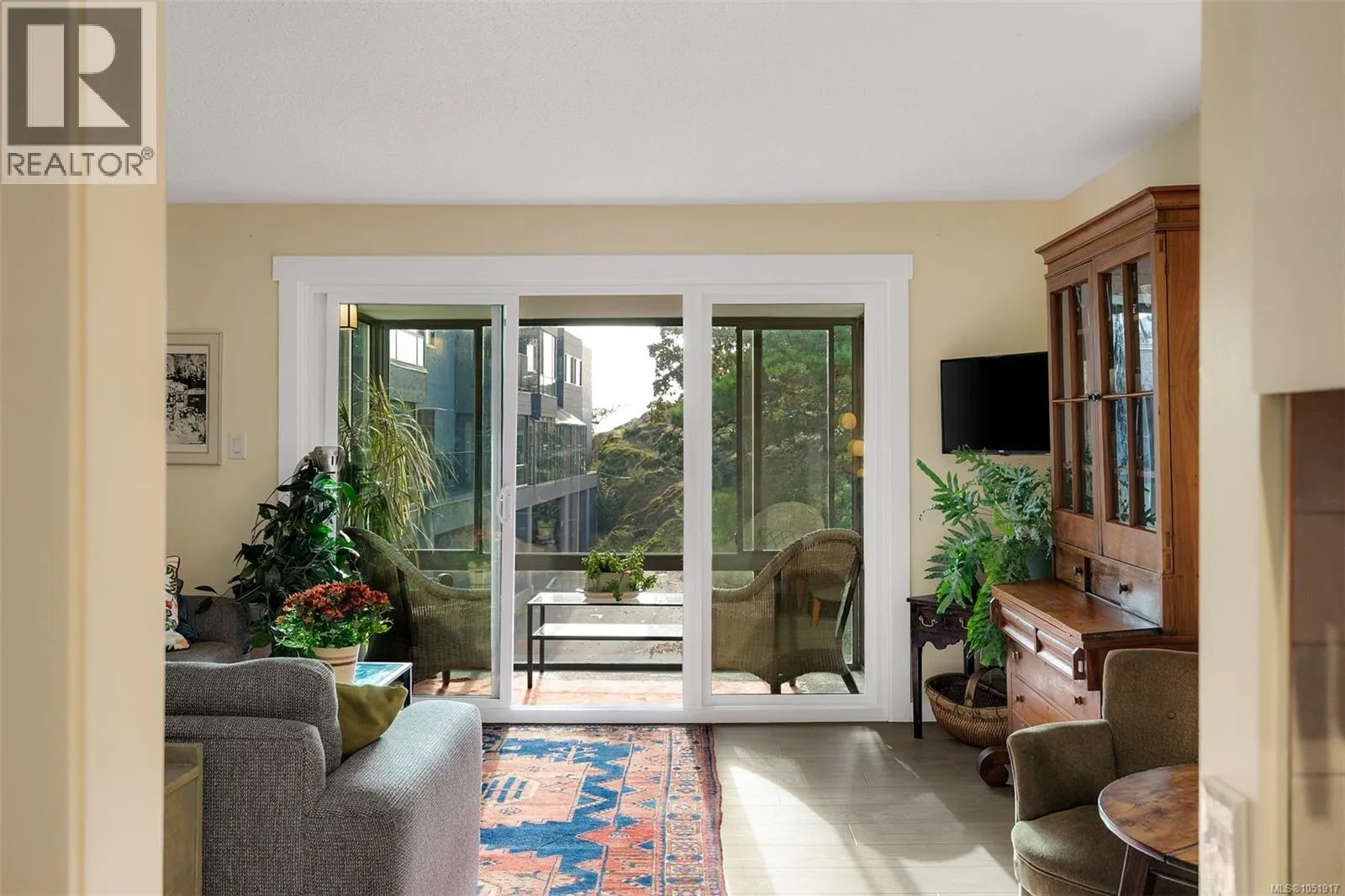416 1433 Faircliff Lane