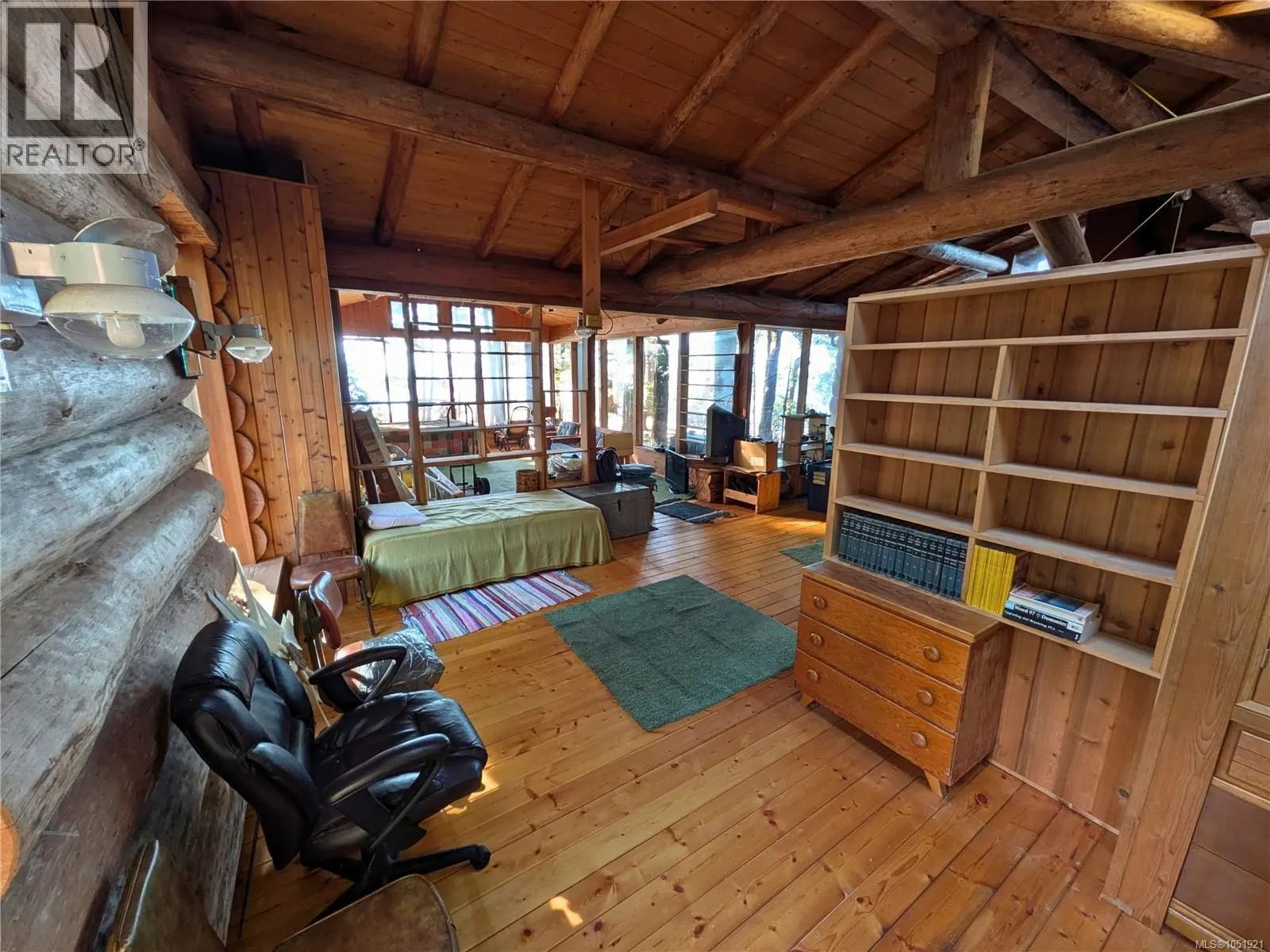3 Grant Rd