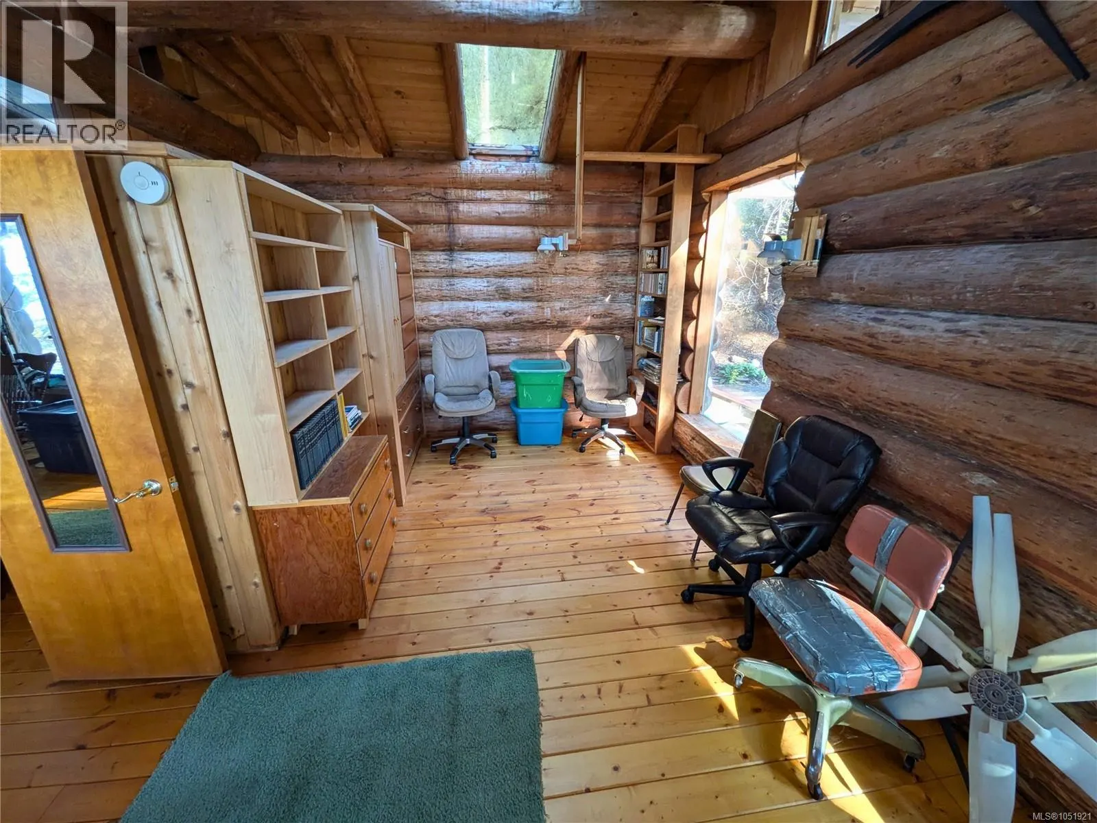 3 Grant Rd