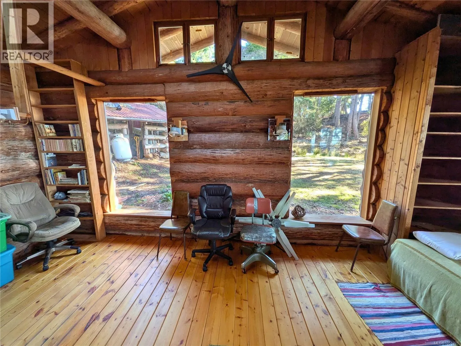 3 Grant Rd