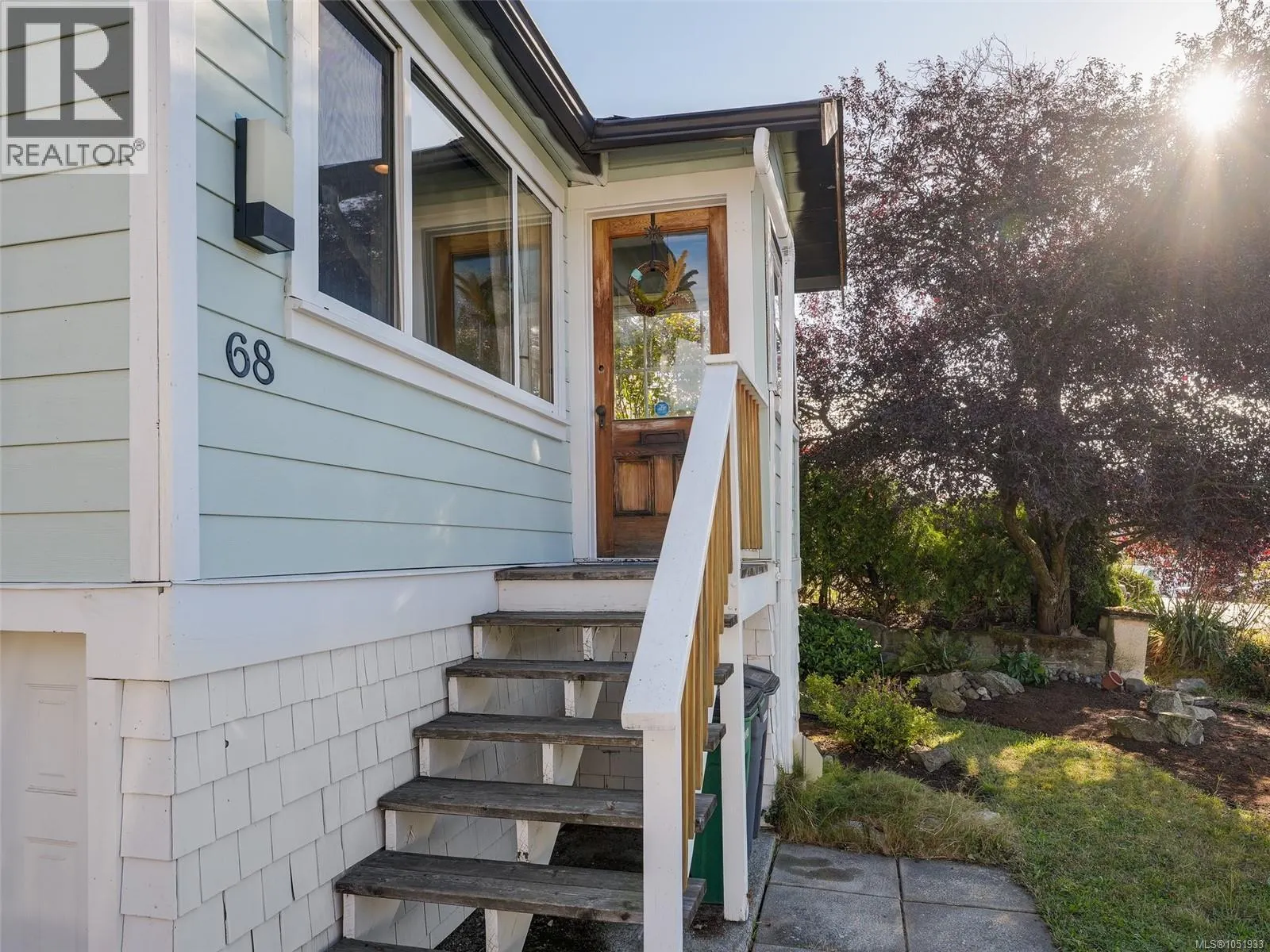 68 Crease Ave