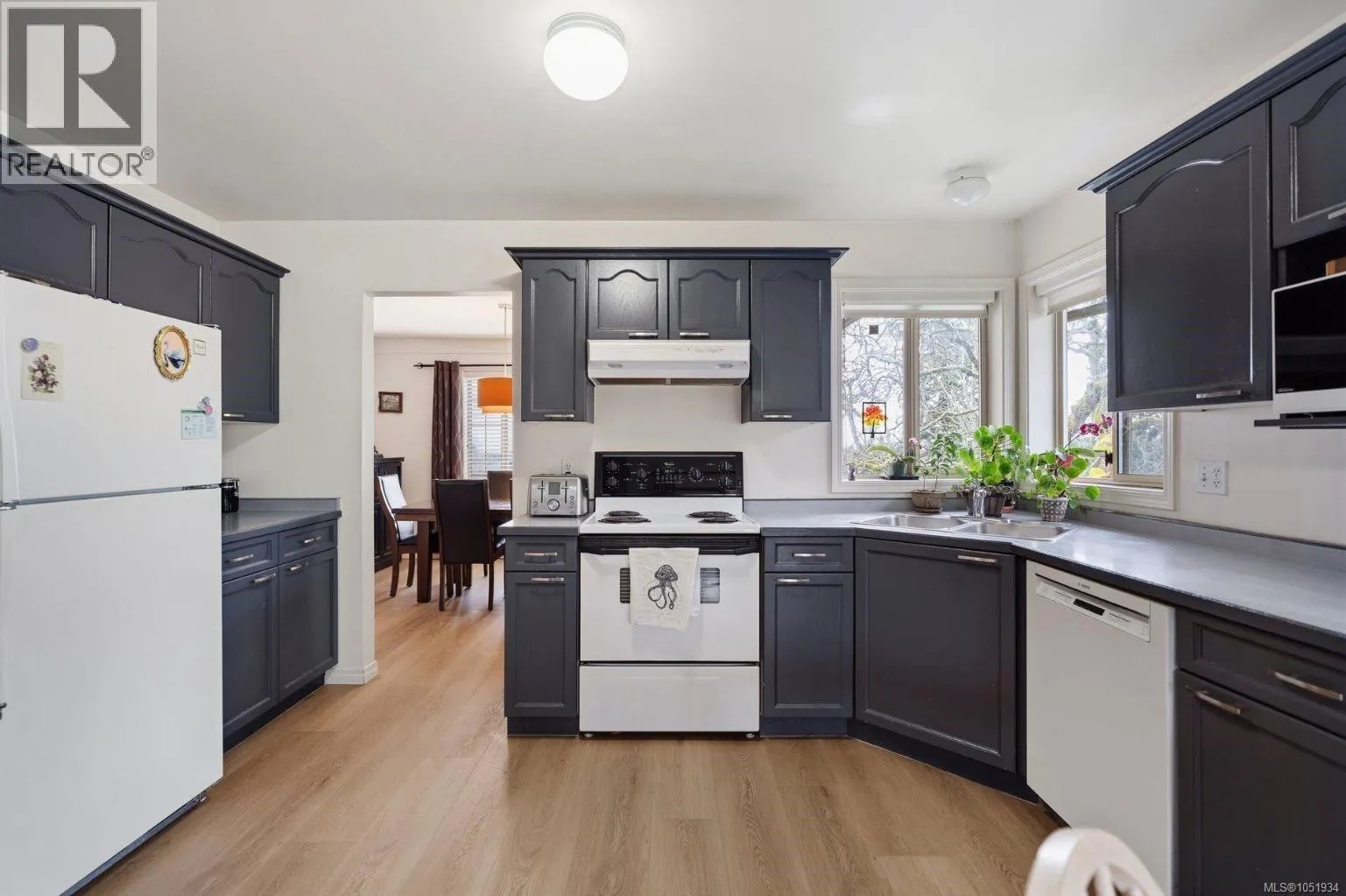 1280 Oakmount Rd