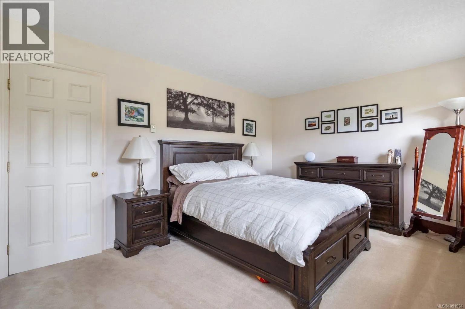 1280 Oakmount Rd