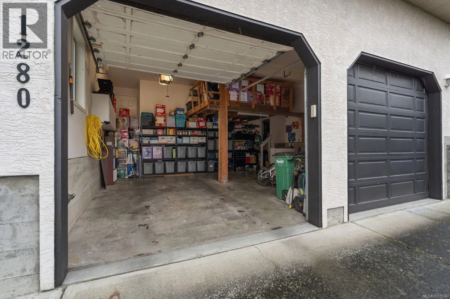 1280 Oakmount Rd
