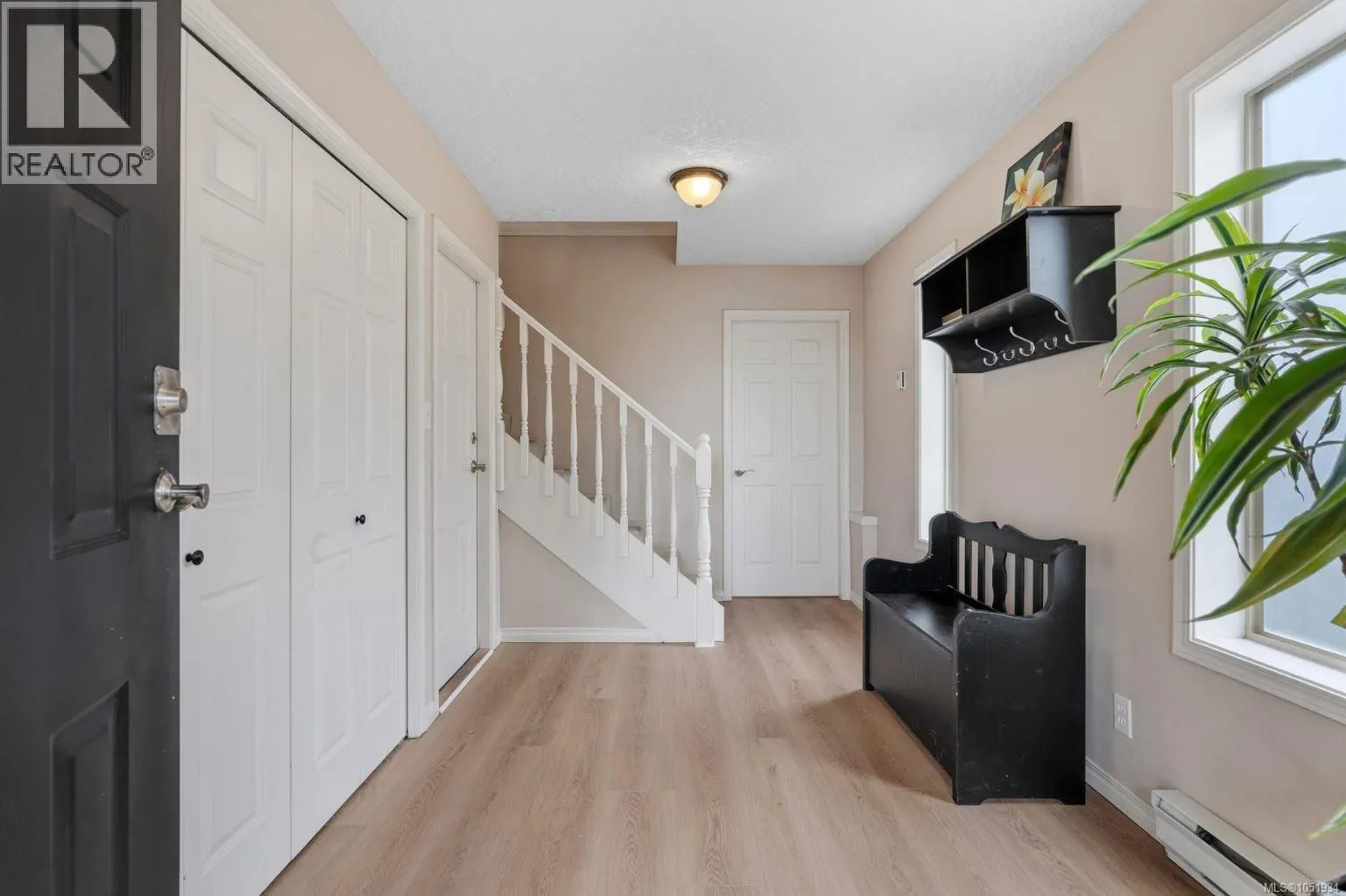 1280 Oakmount Rd