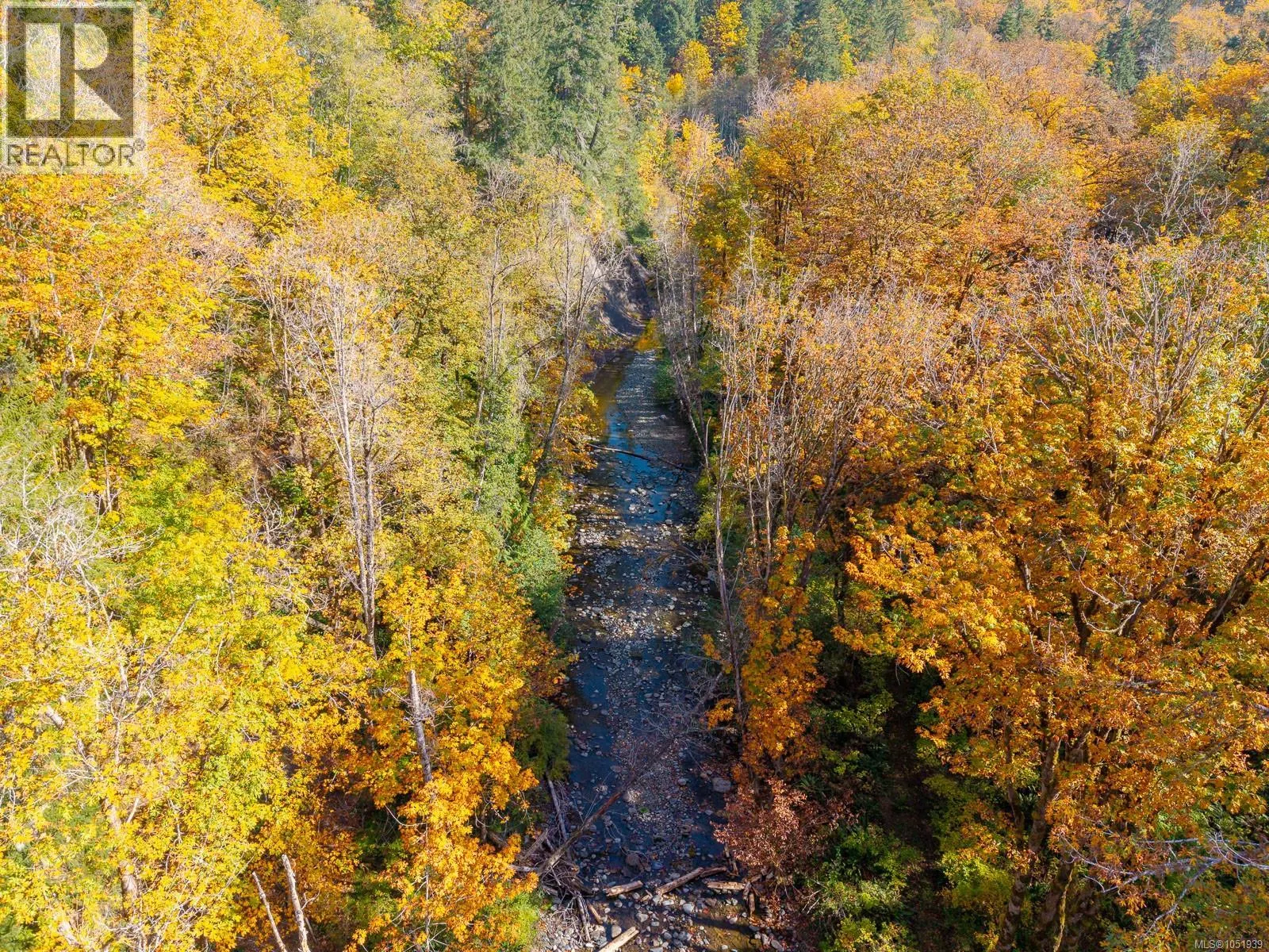 2 3258 Alberni Hwy
