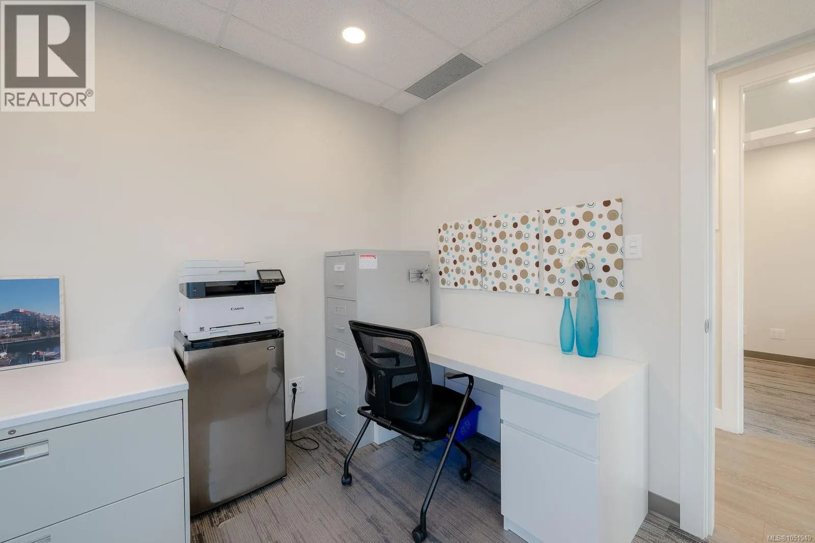 1A 5140 Metral Dr