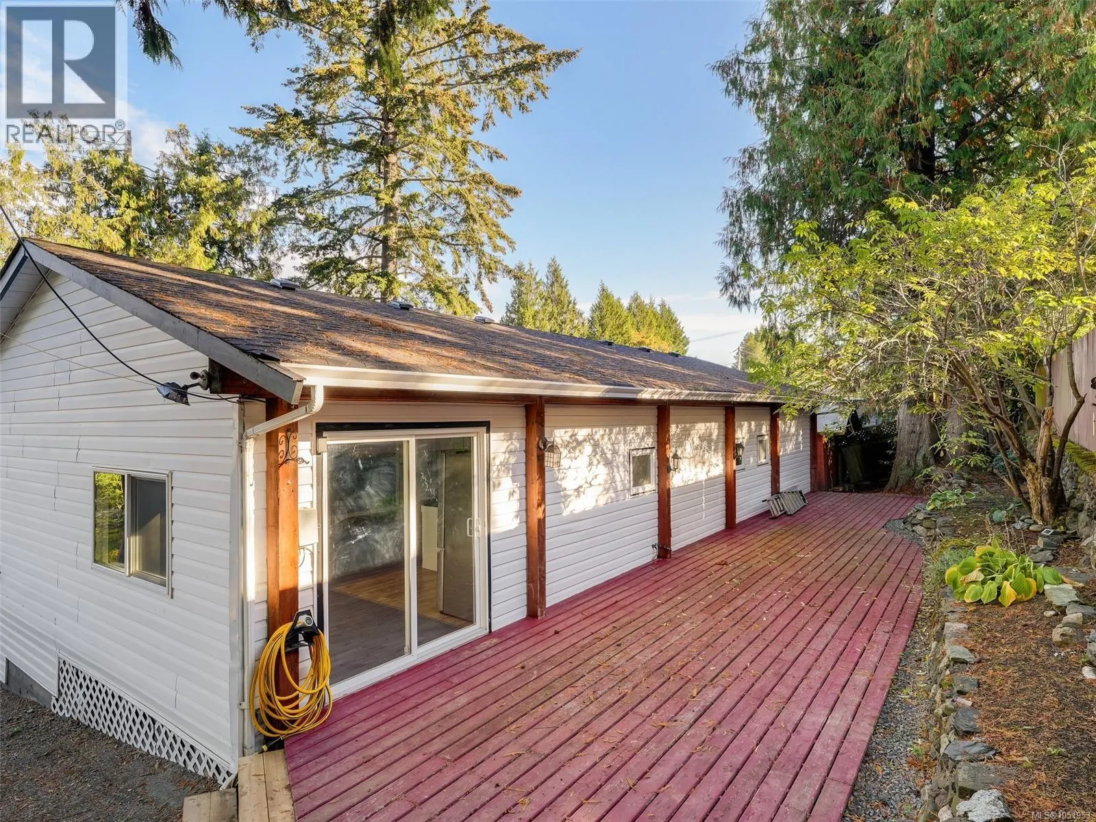 6609 Helgesen Rd