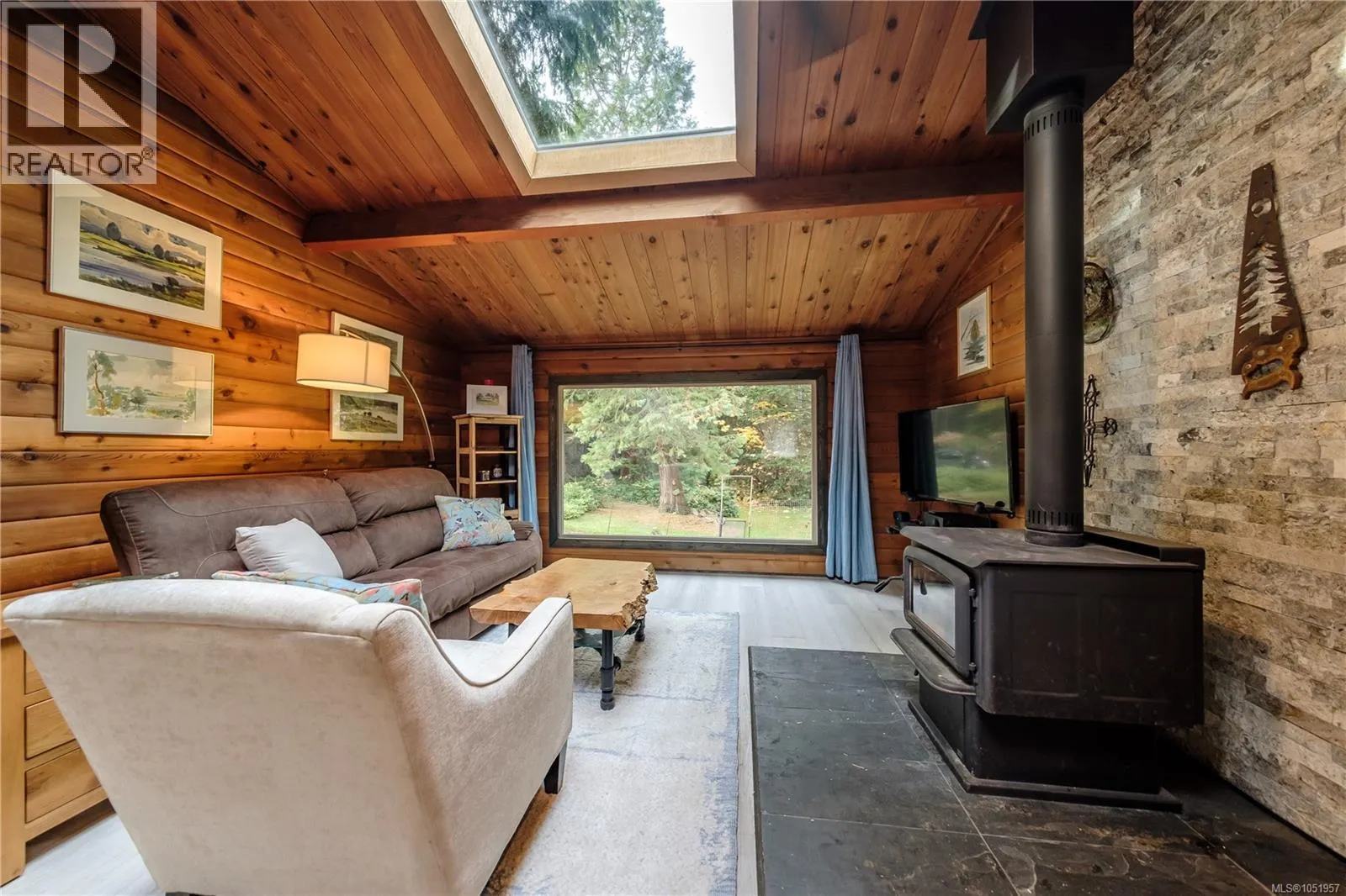 336 Hemlock Ave