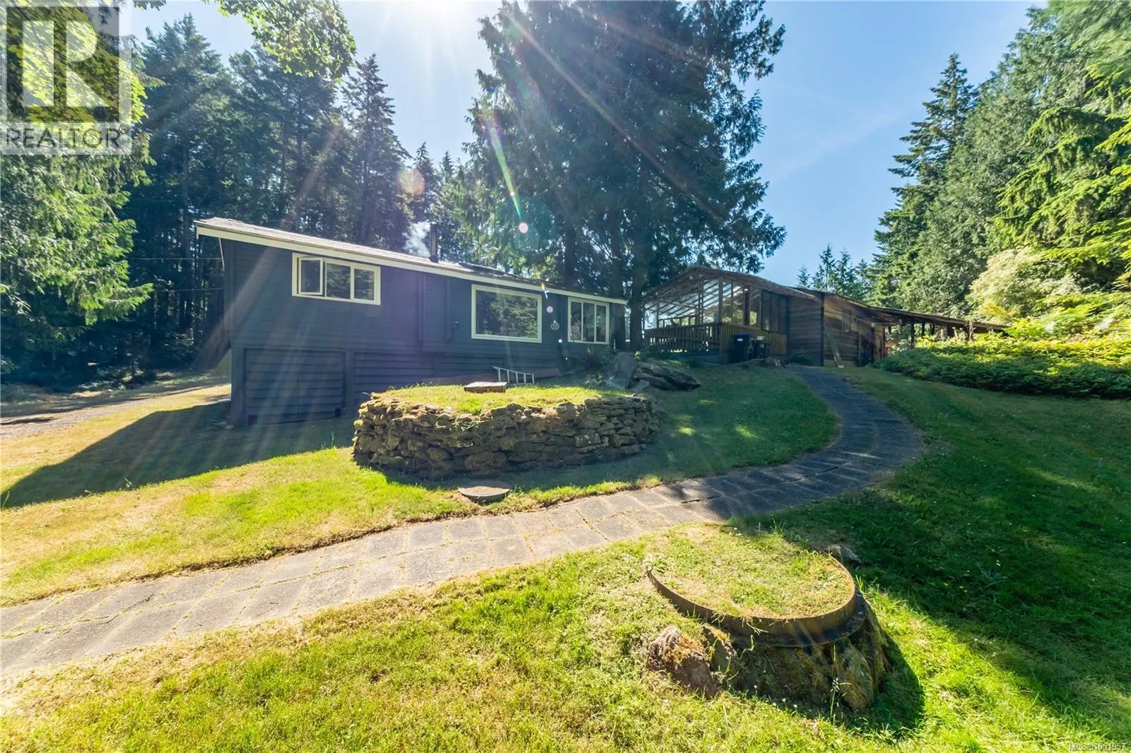 336 Hemlock Ave