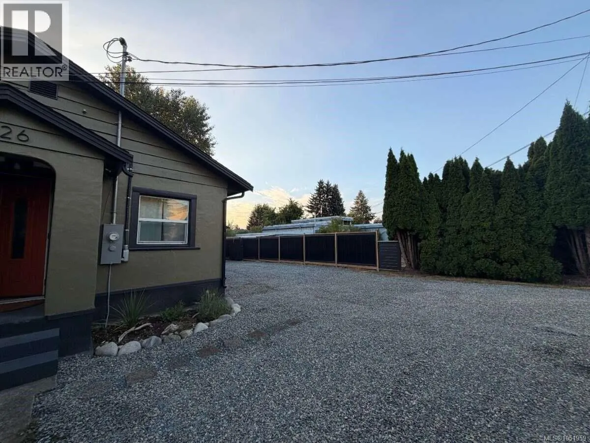 726 Bruce Ave