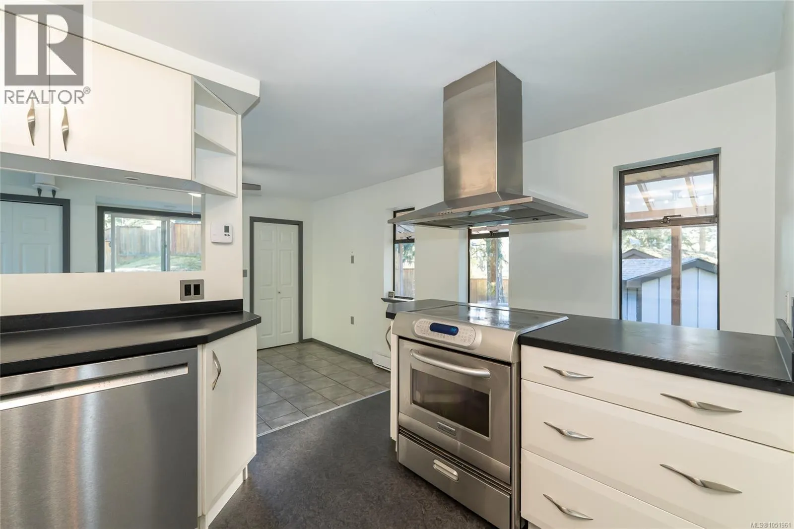 821 Ebadora Lane