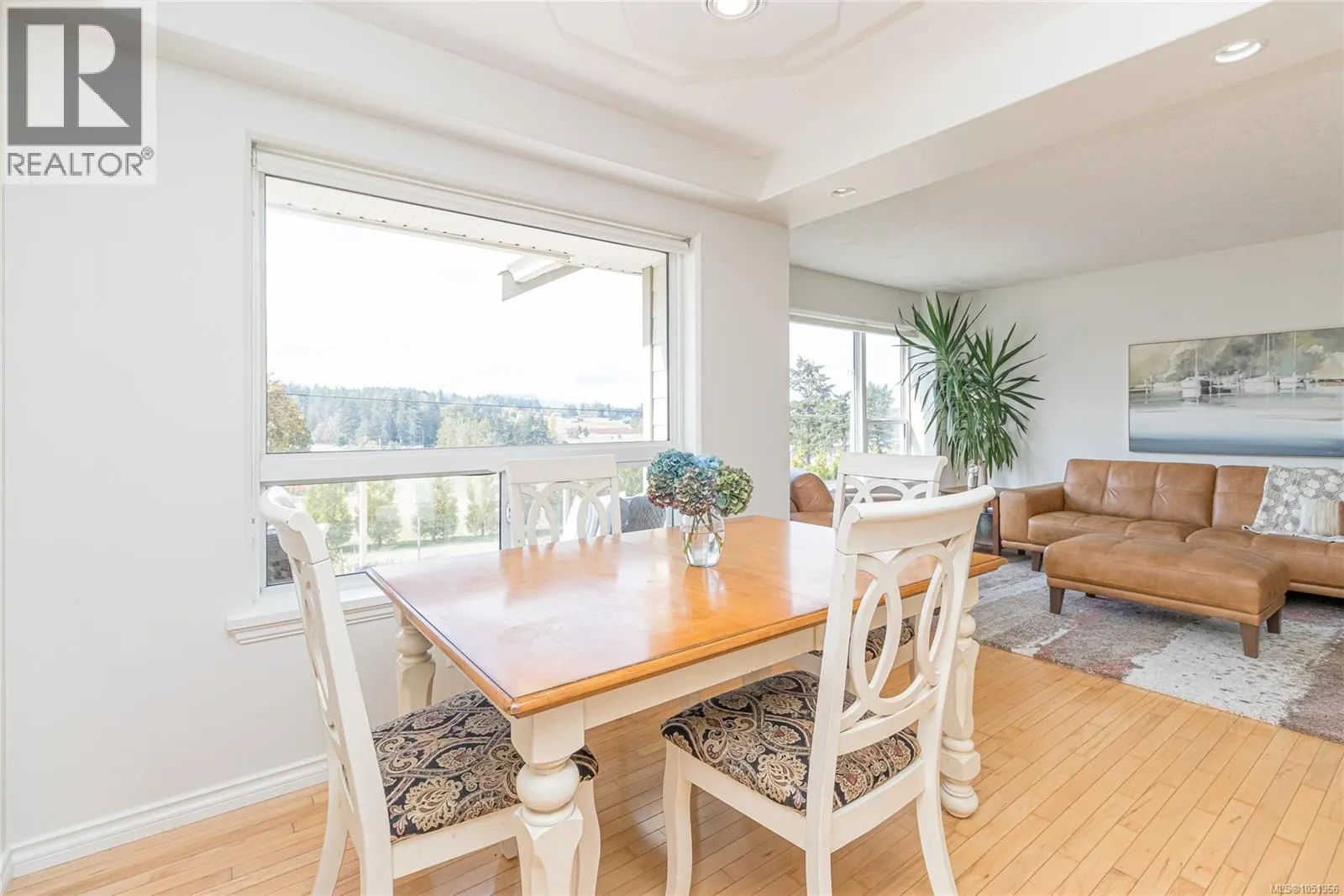 6309 Central Saanich Rd