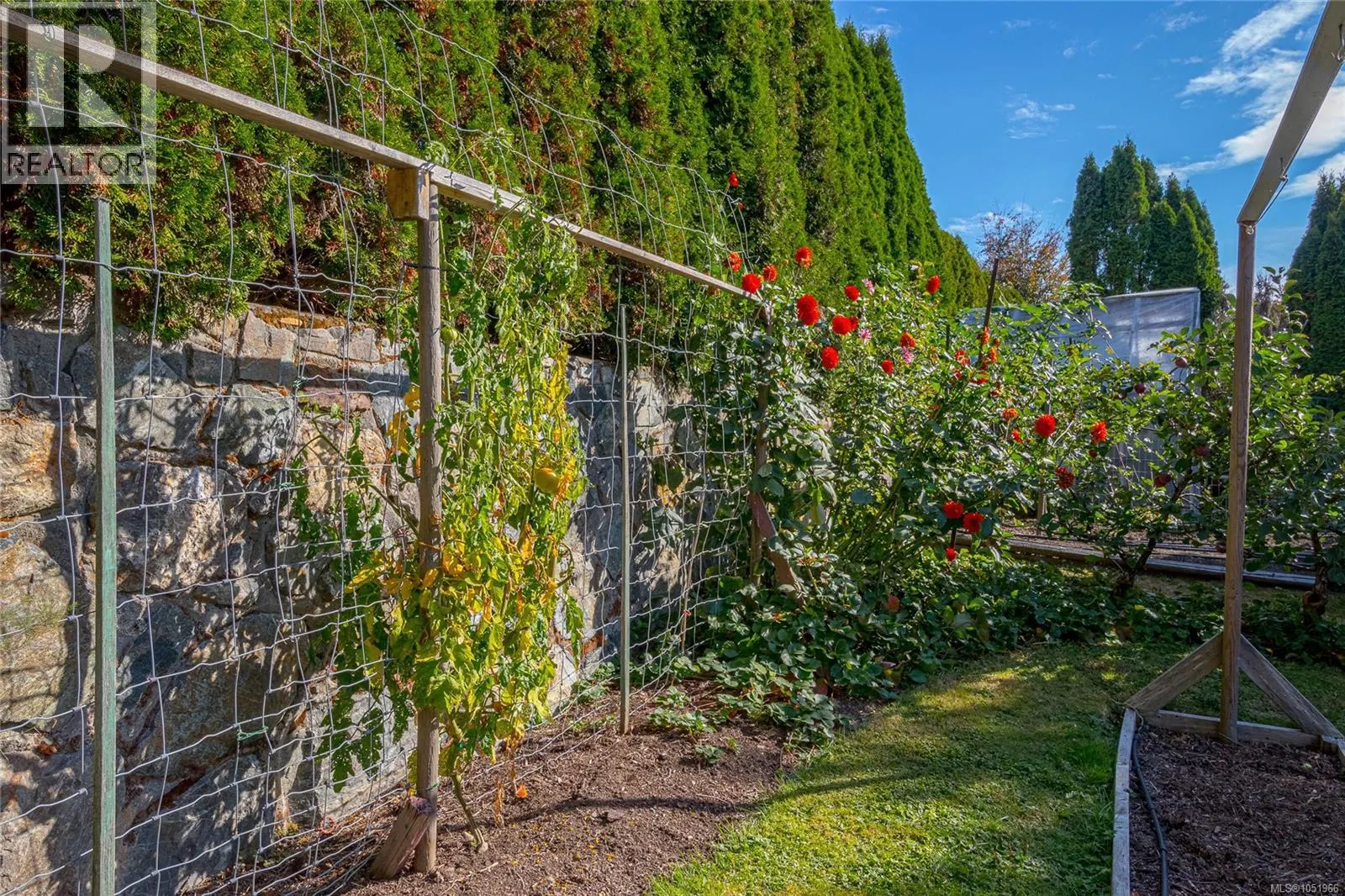 6309 Central Saanich Rd