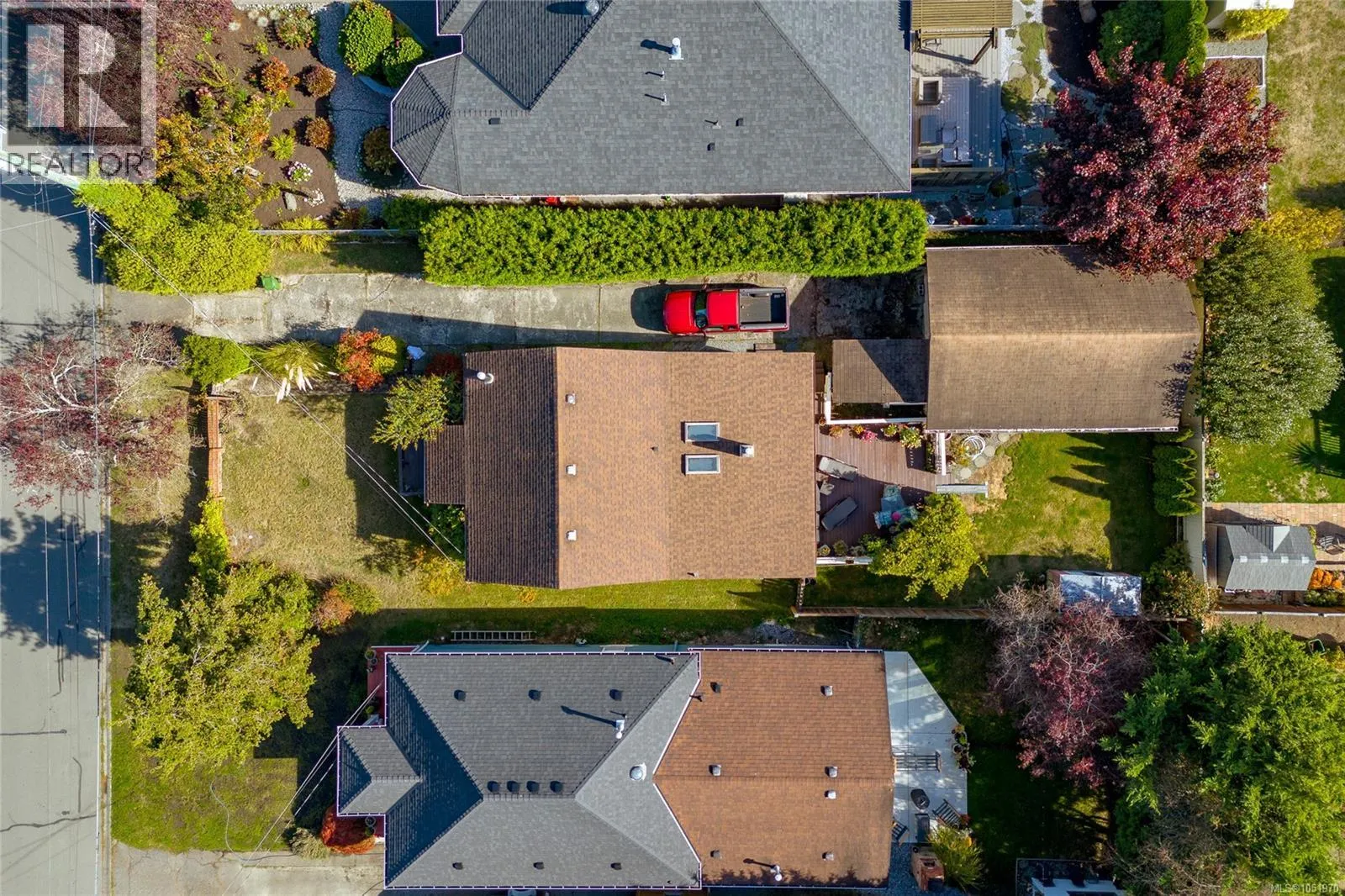 2279 Bradford Ave