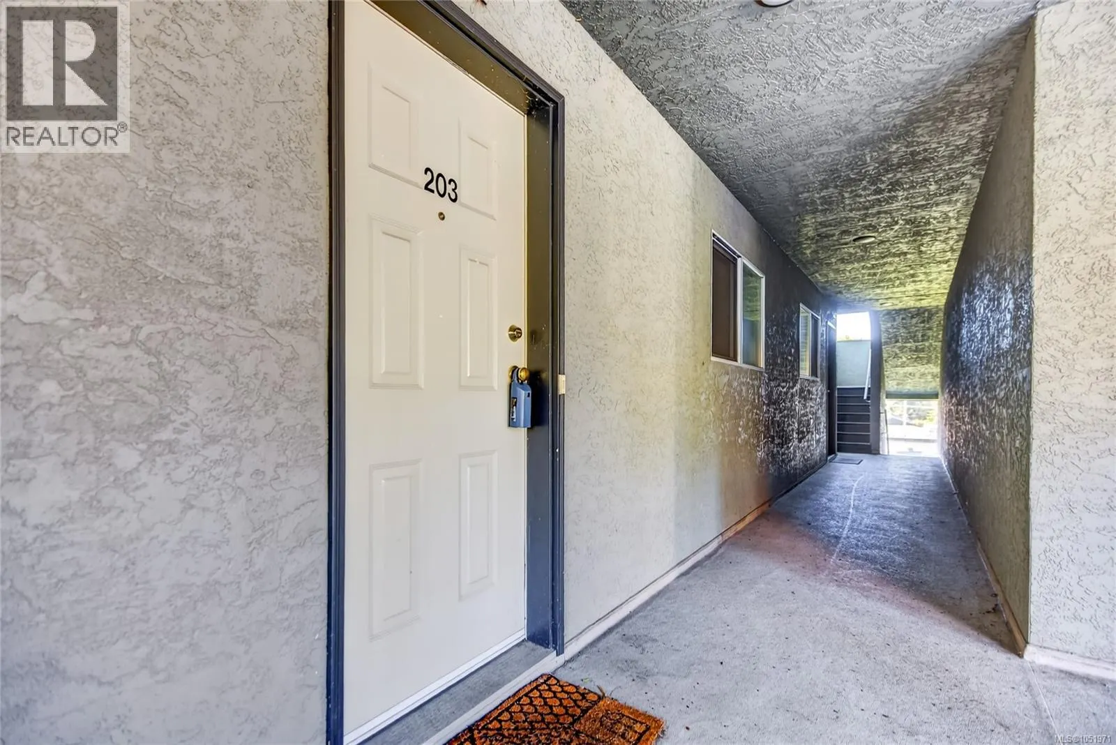 203 123 Back Rd