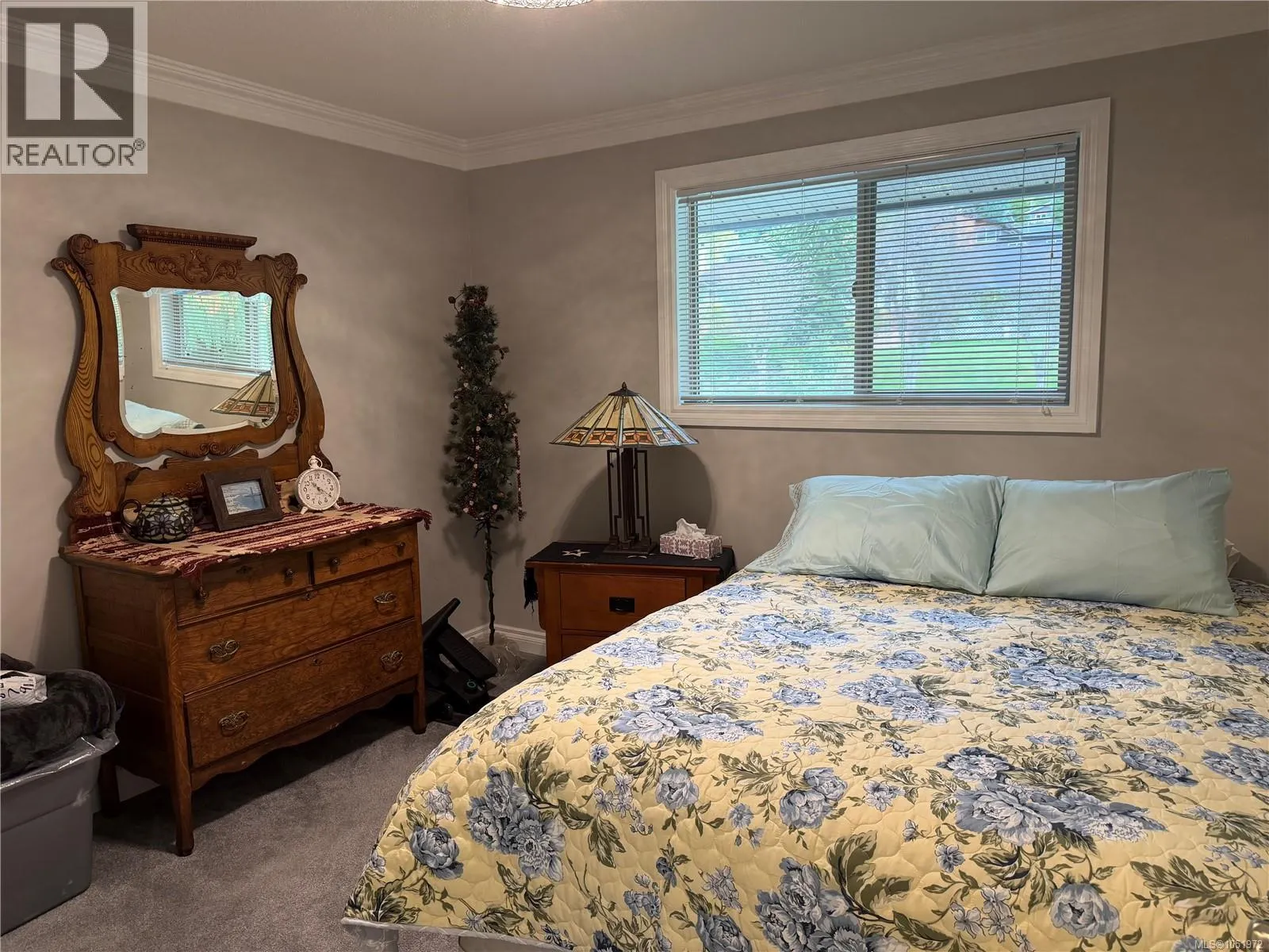 202 Haida Ave