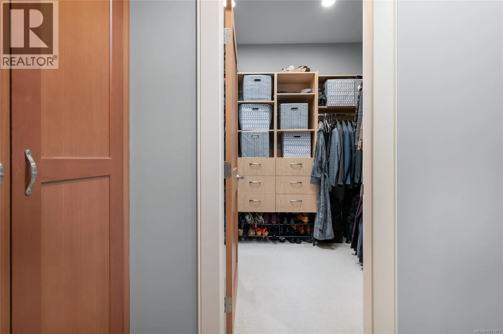 3453 Bradner Cir