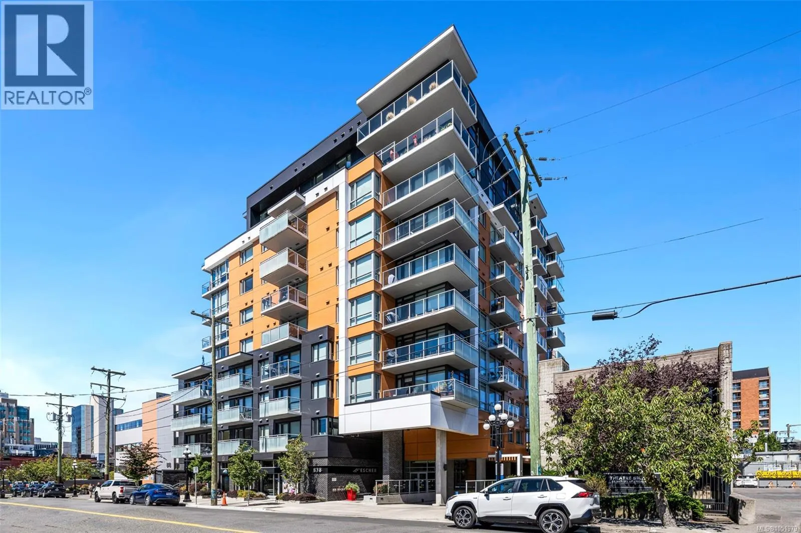 402 838 Broughton St