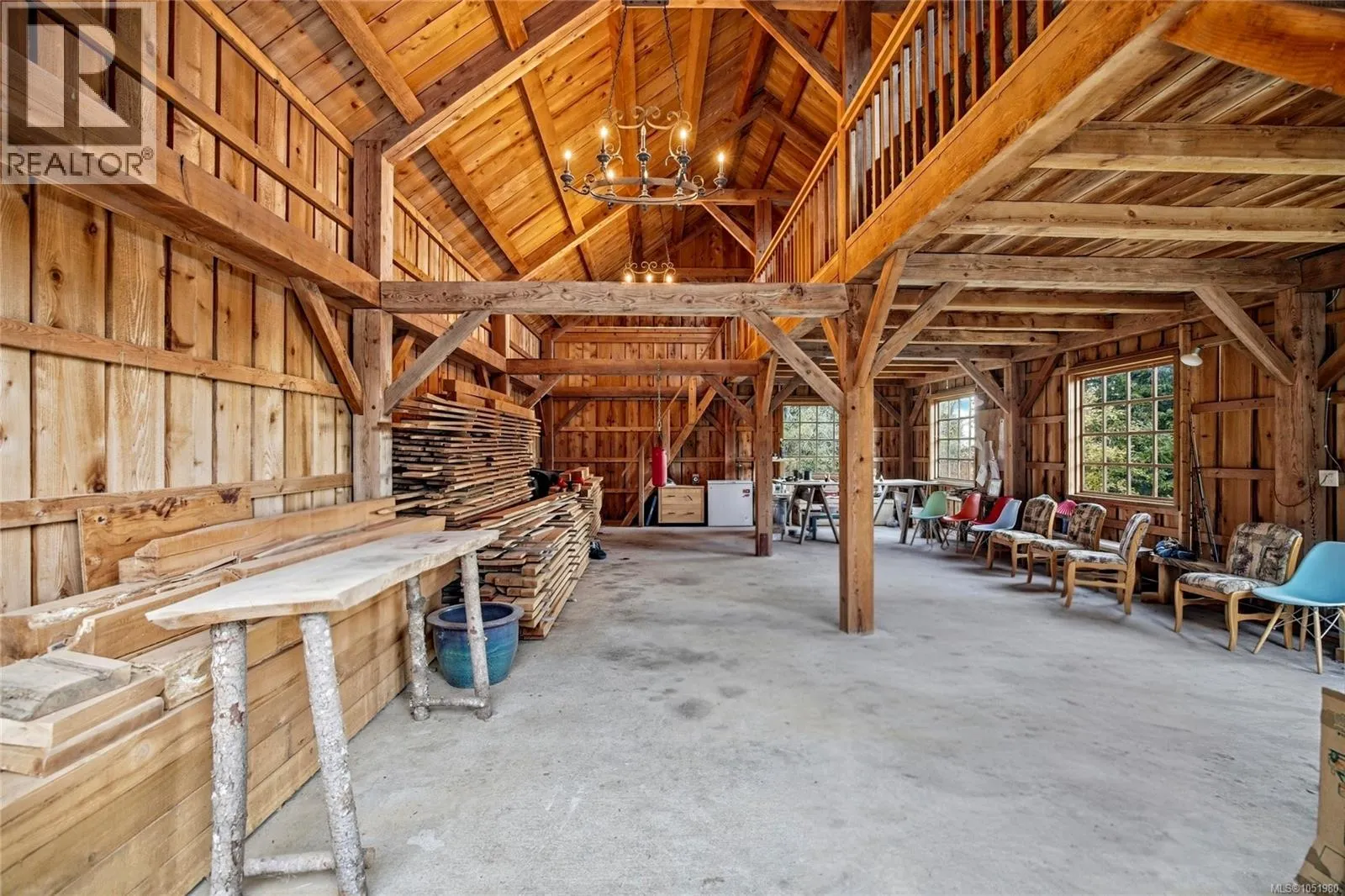 377 Seymour Hts