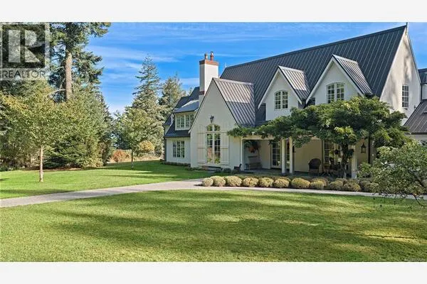 377 Seymour Hts