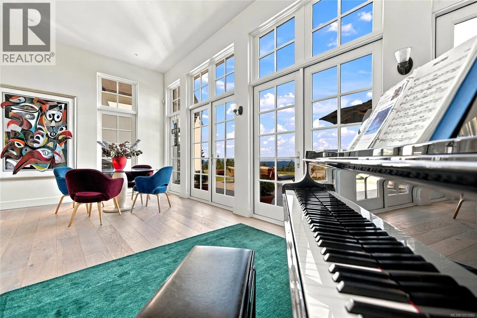 377 Seymour Hts