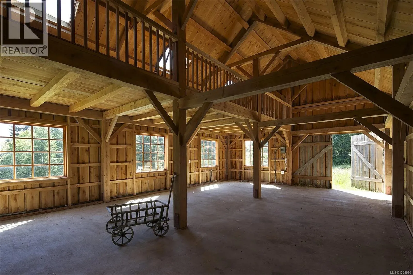 377 Seymour Hts