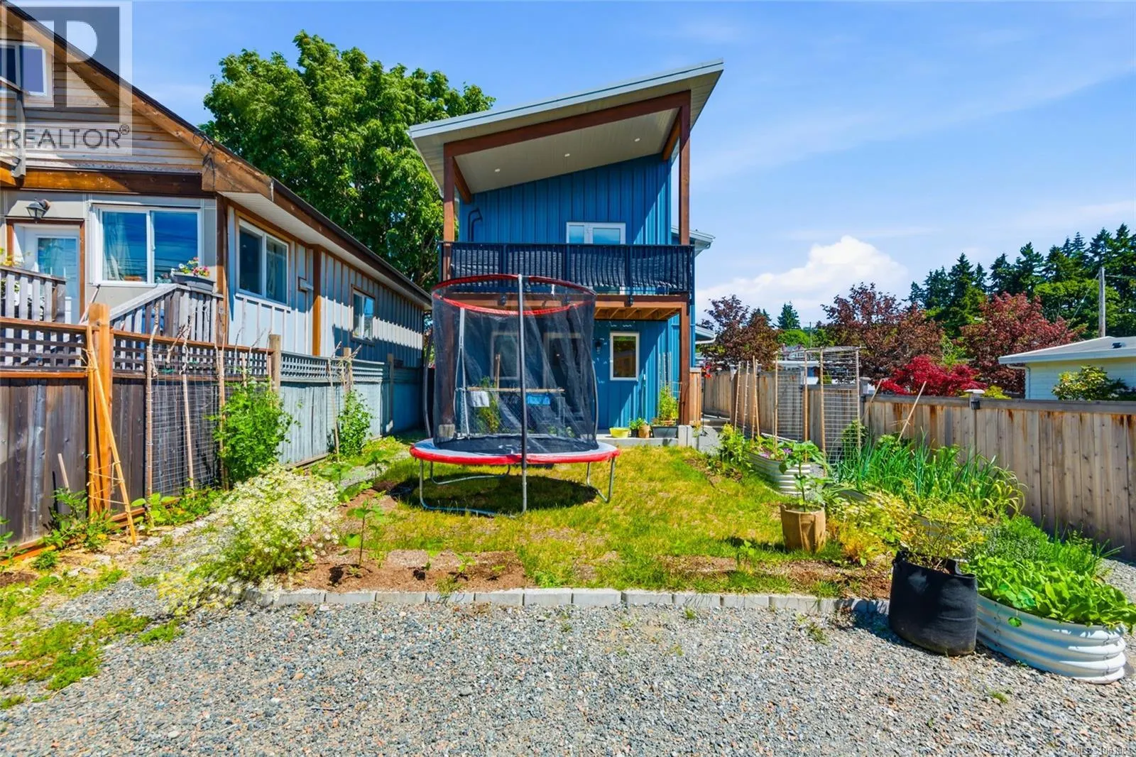2616 3rd Ave