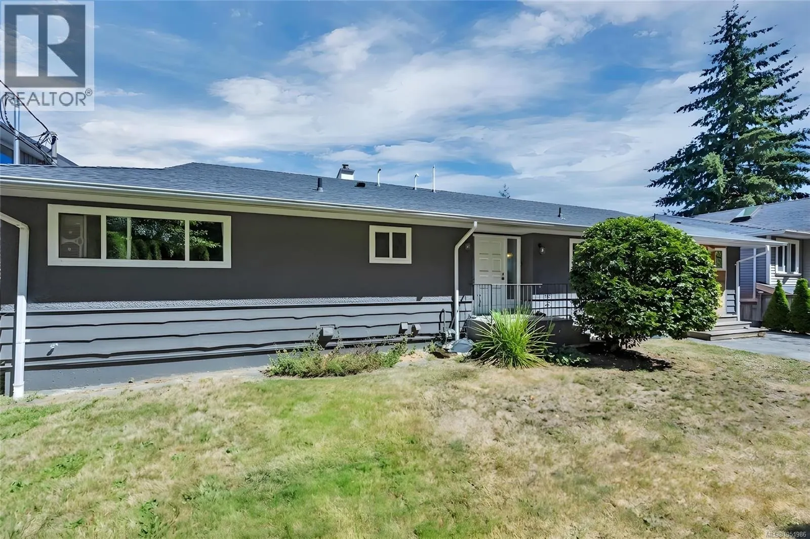 5620 Hammond Bay Rd