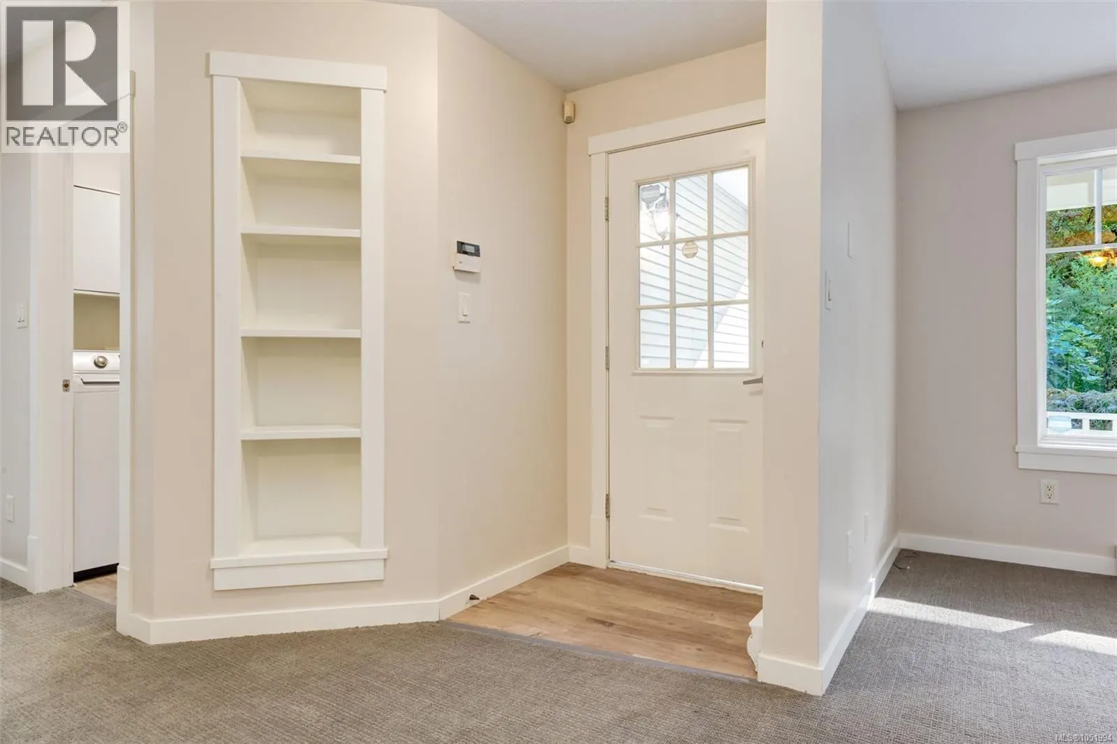 821 Park Ave