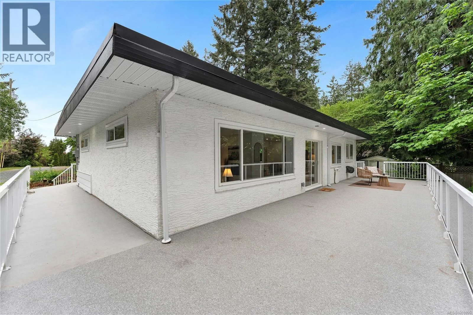9370 Cottonwood Rd