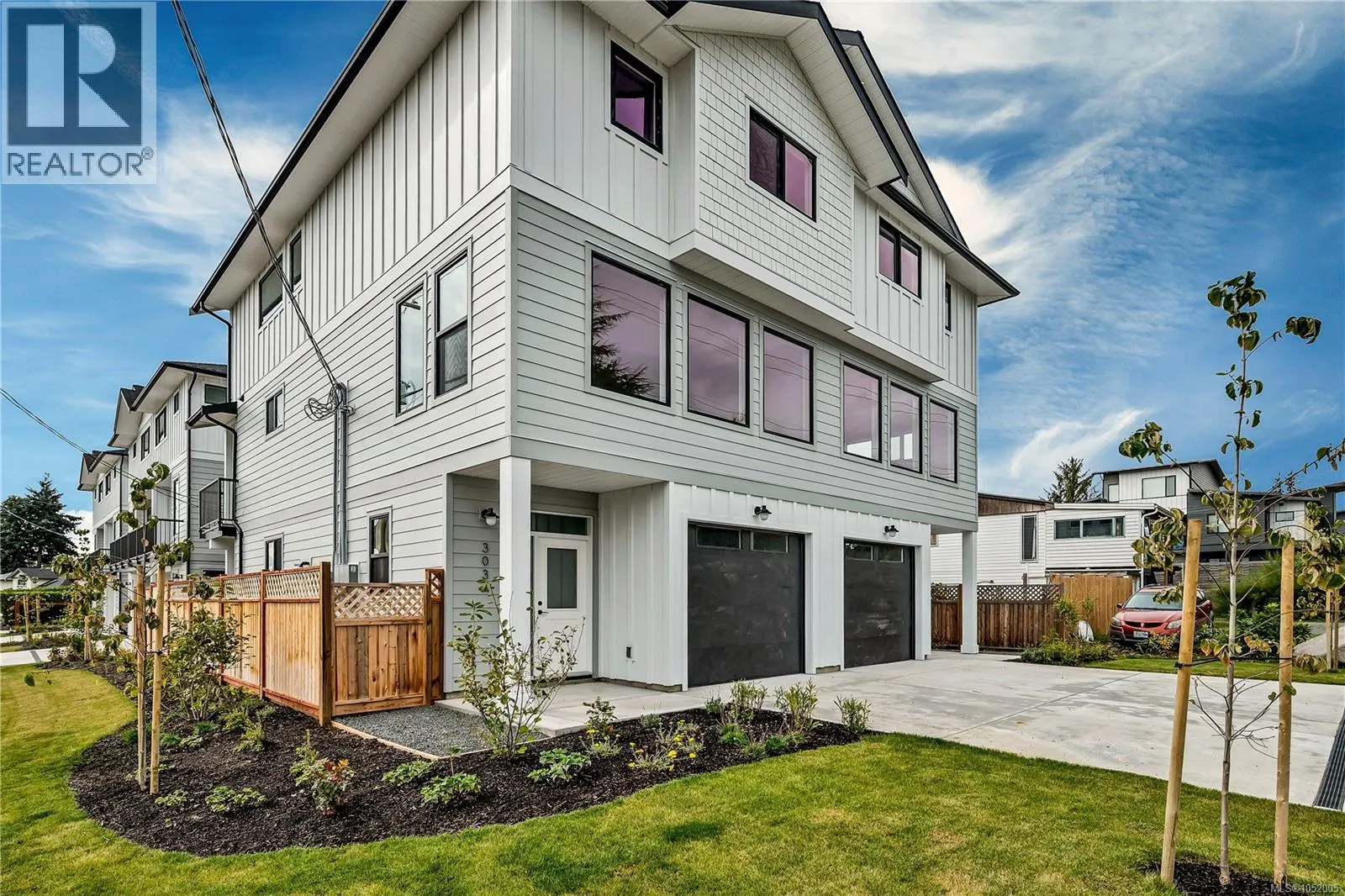 303A Hilchey Rd